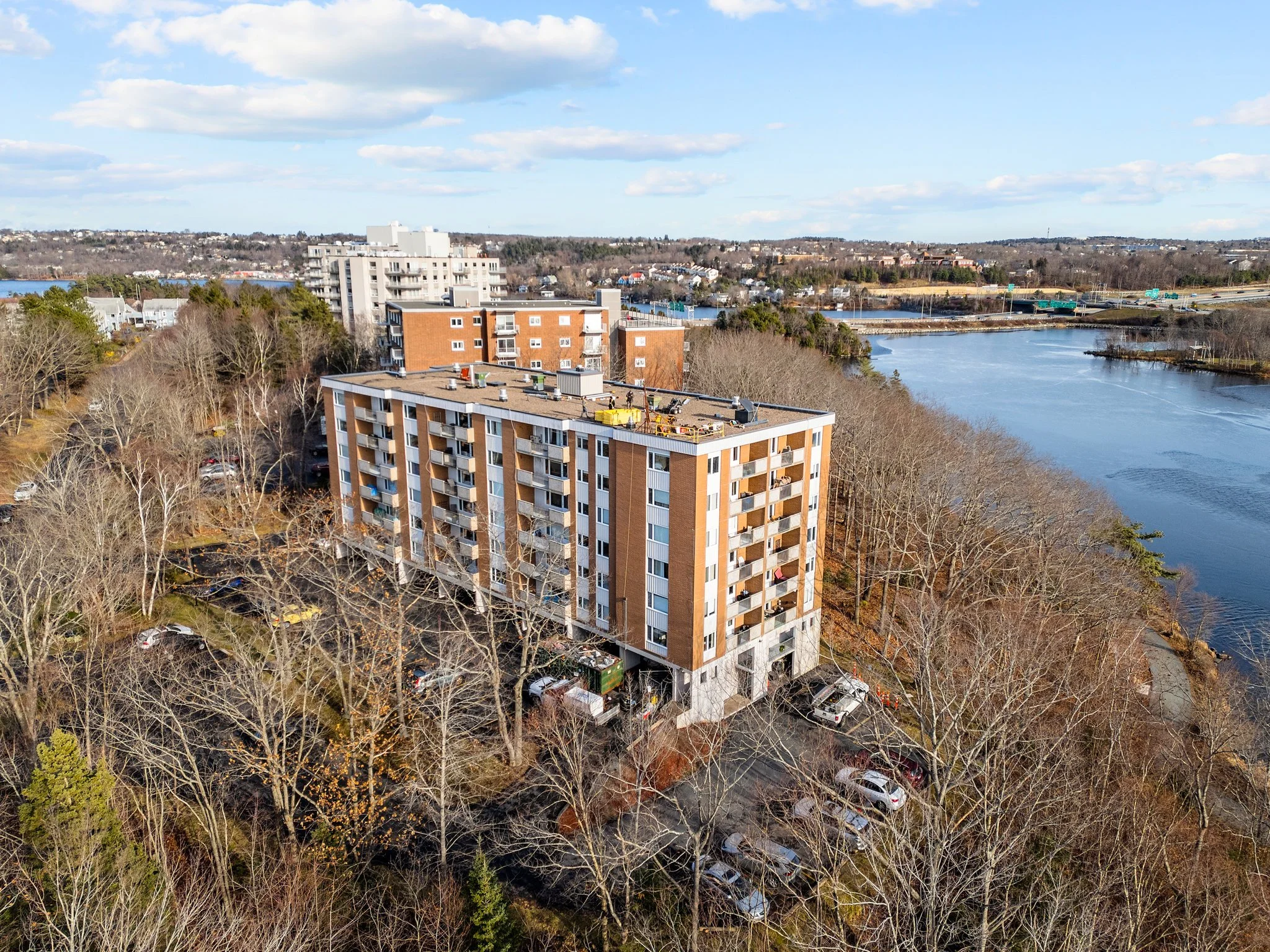 26-web-or-mls-26-brookdale-cres-308.jpg
