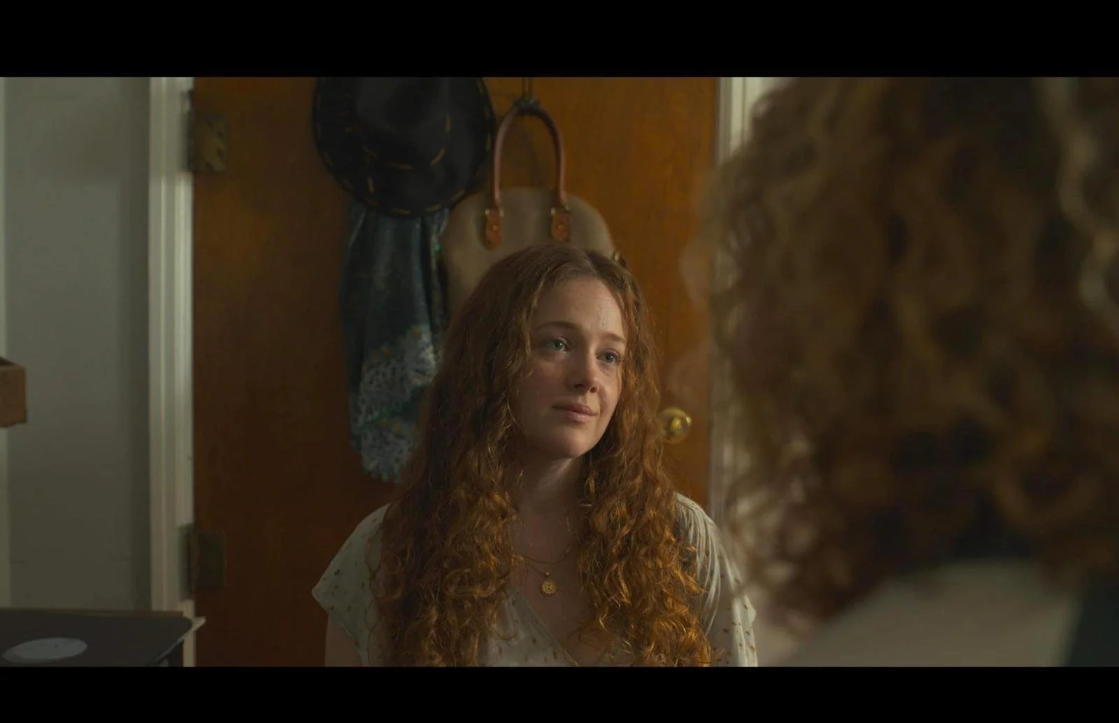 zoekelly sttr still.jpg