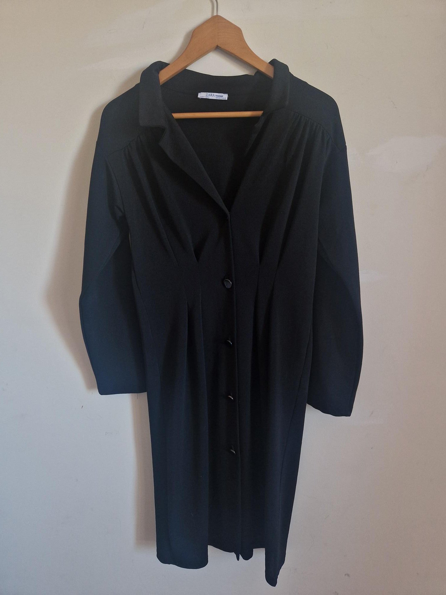 Vestido Clássico Zara com botões