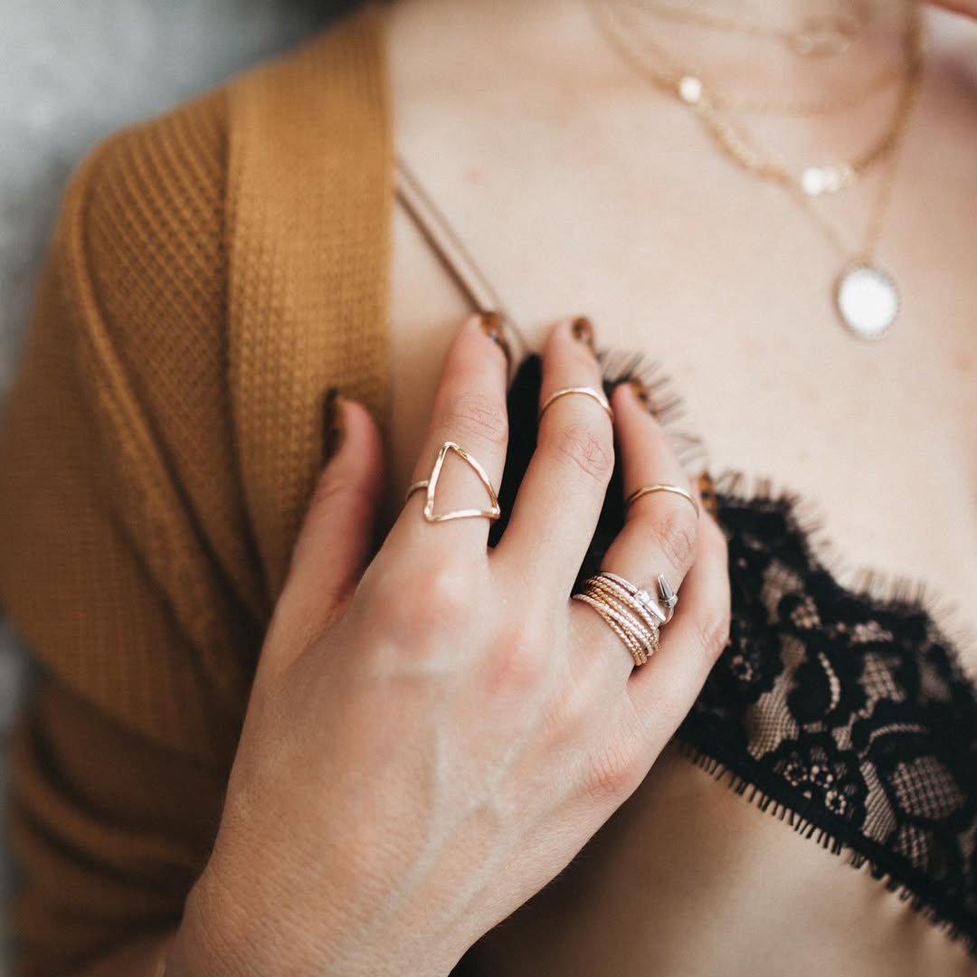 kendakistjewelry_1570456665_2149468756116353872_445729148.jpg