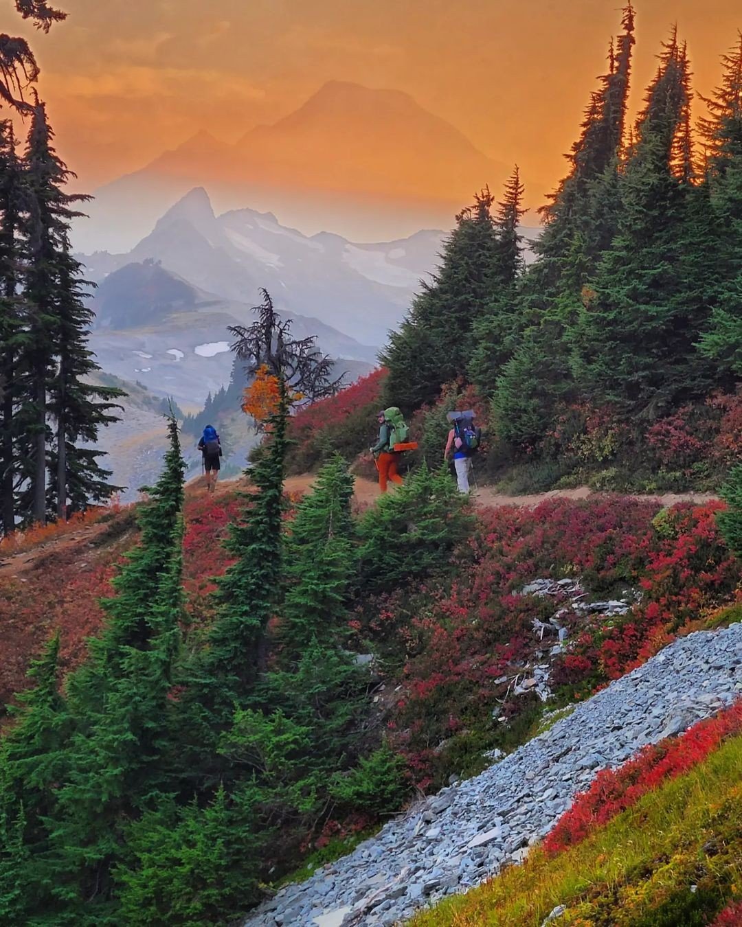 📸 @pnwhappyhikers