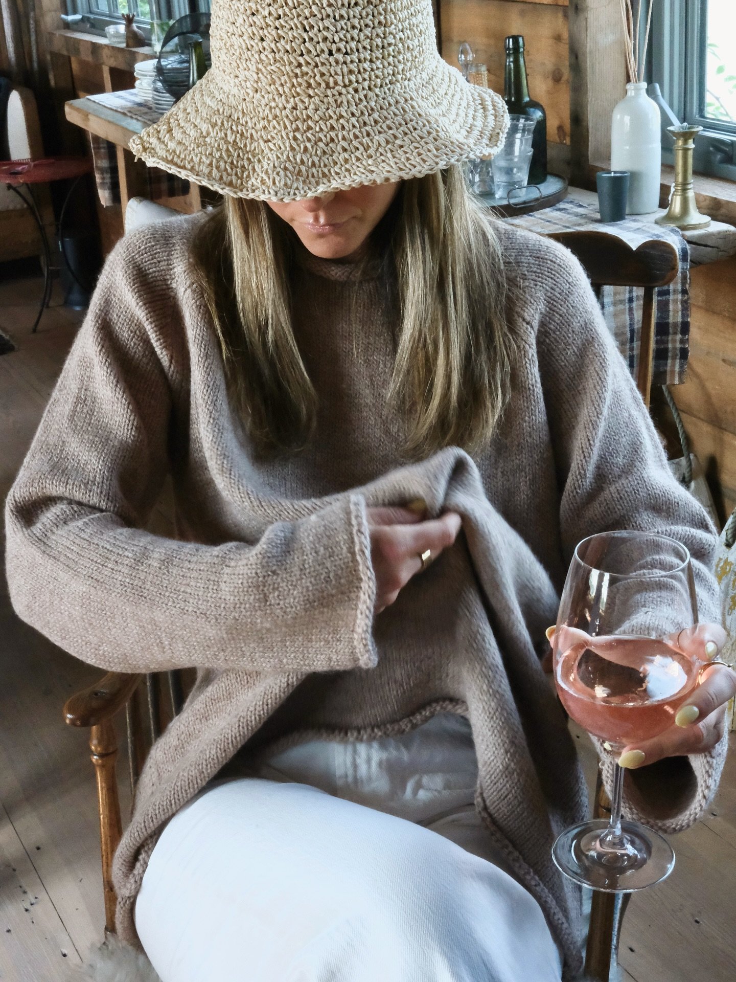 Coastal, cozy, casual.

Whether you&rsquo;re layering up for cold mornings or heading out for dinner after dark, this one&rsquo;s built to last season after season.