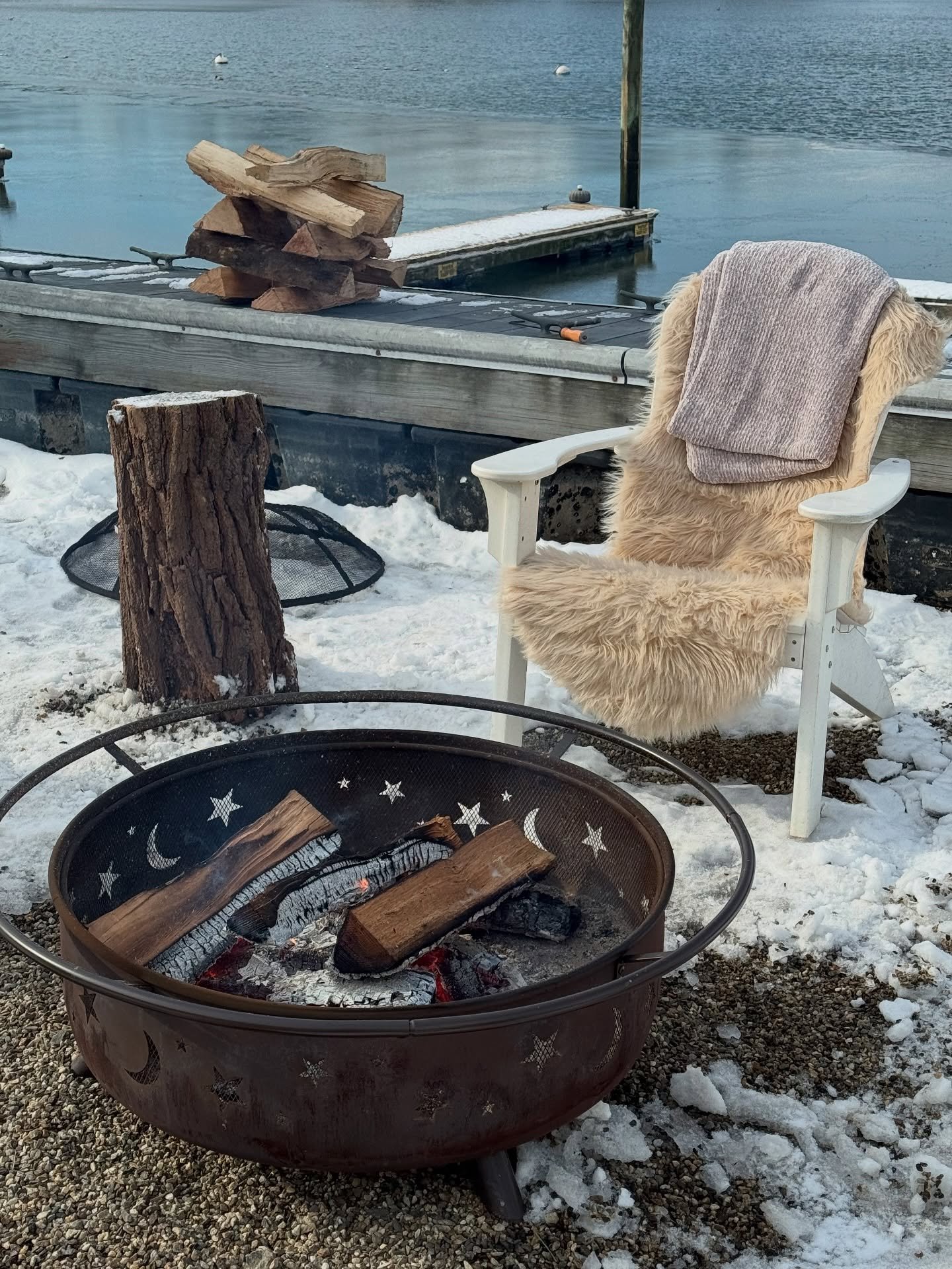 Sip &amp; Shop all day at The Bait Shop! Come hang before the storm ❄️