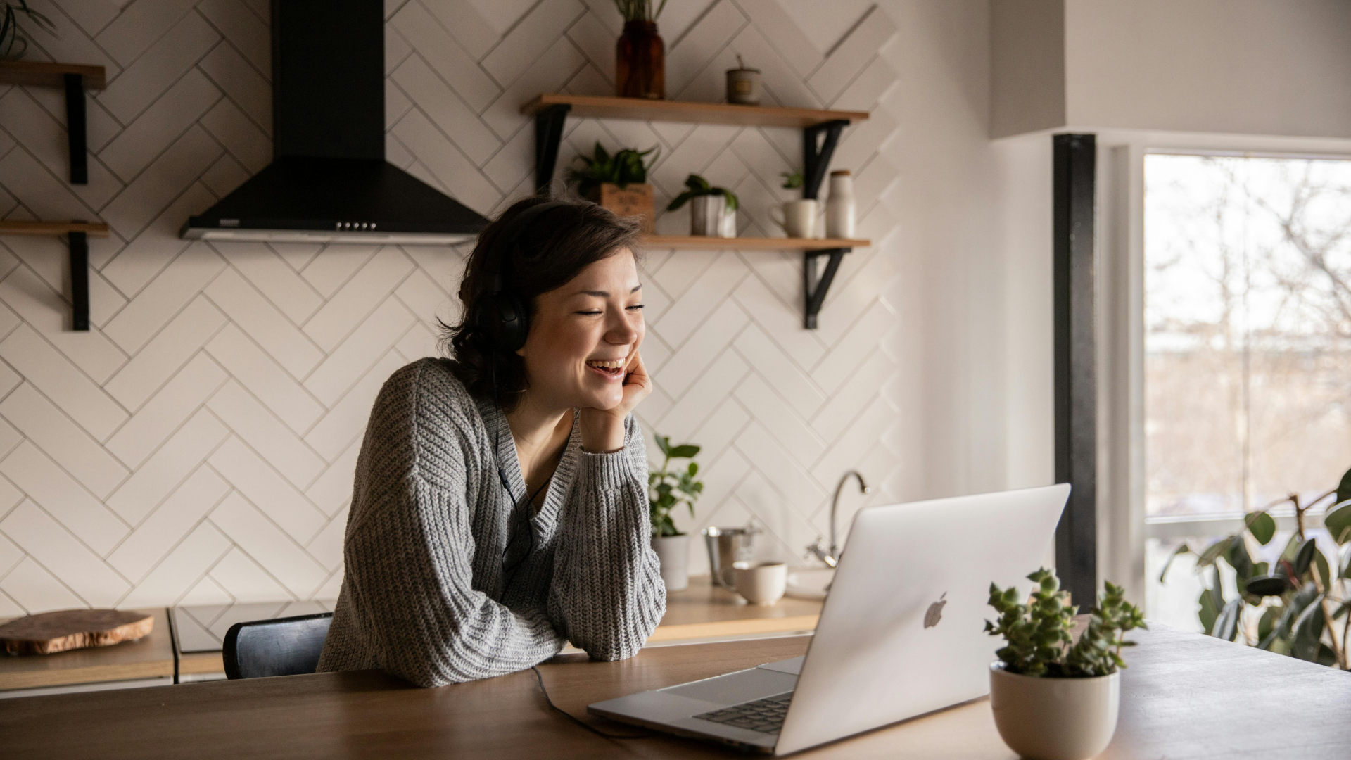 A Modern Telehealth Option for Your Patients: When to Refer to Virtual Therapy and Coaching