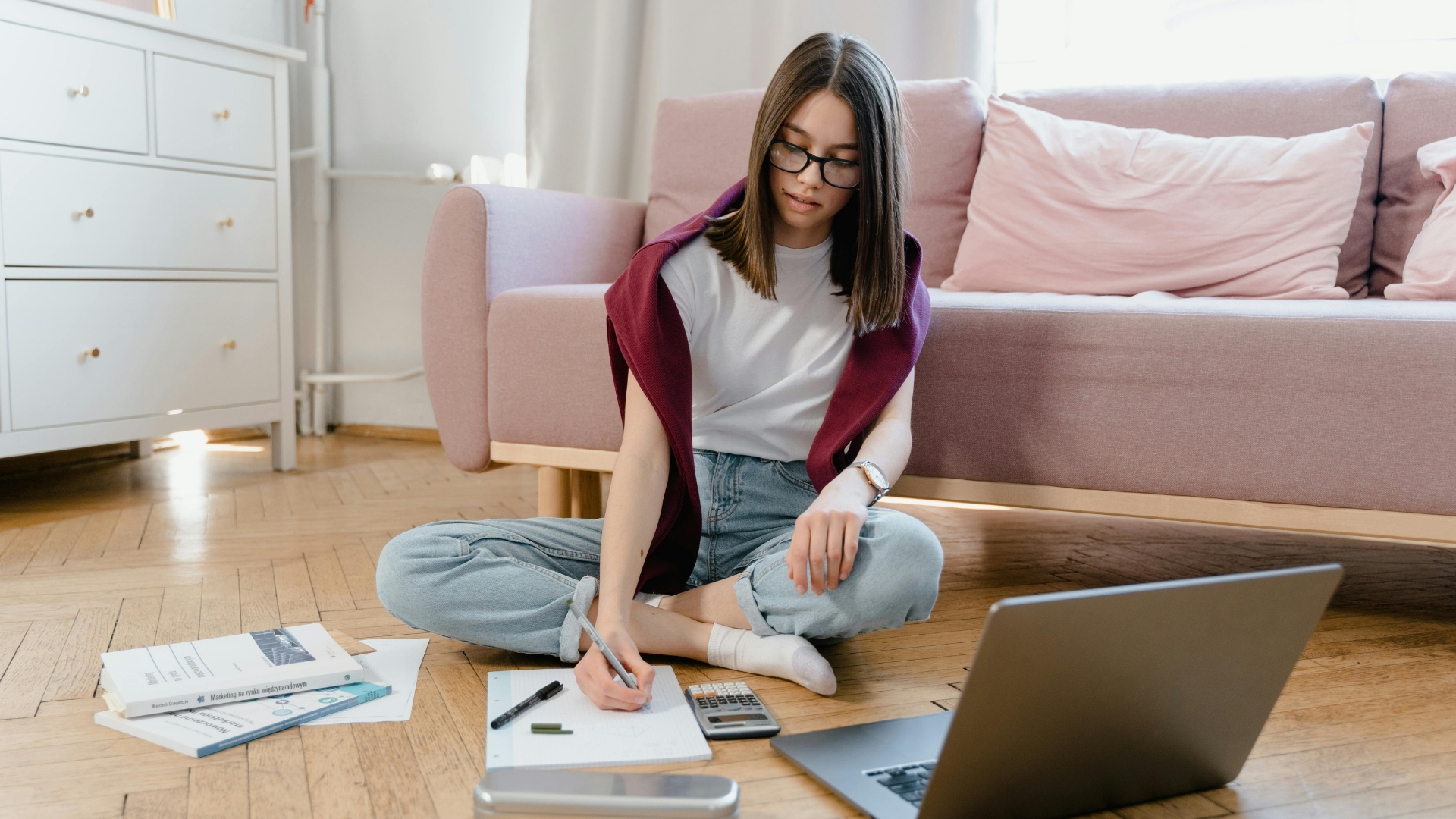 Why Time Management Feels So Difficult for Students And What Actually Helps