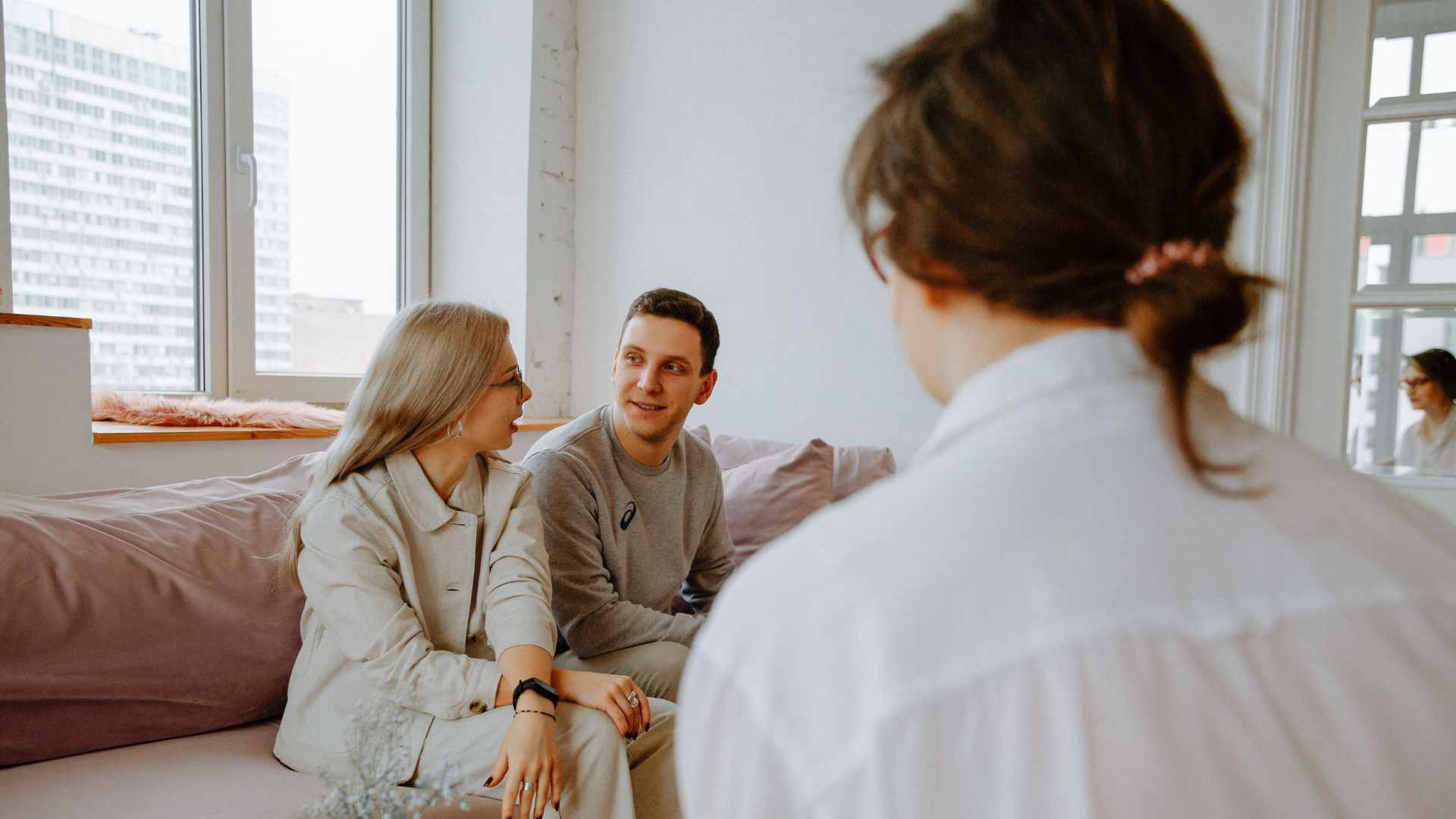 When Relationship Challenges May Benefit From Therapy