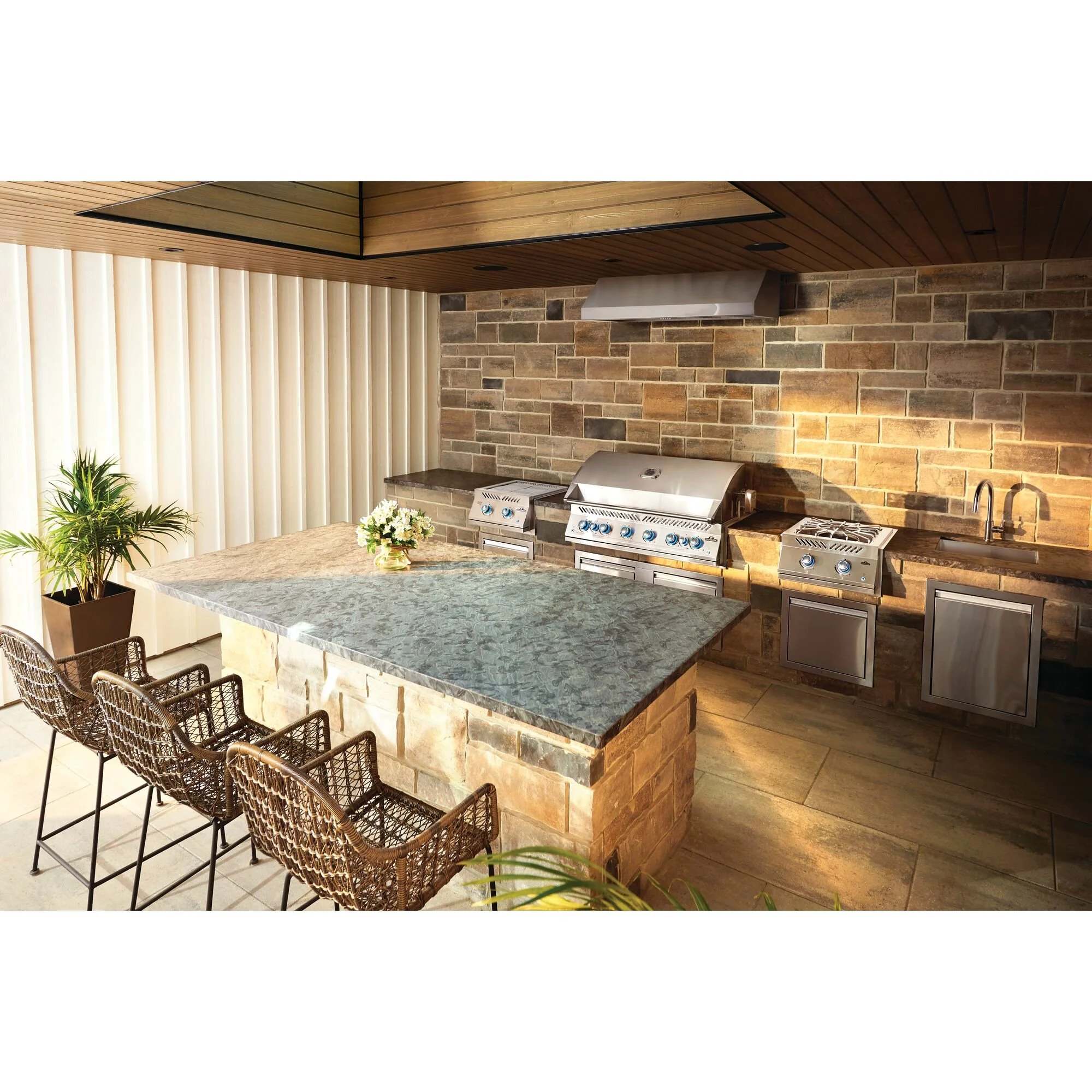 Low Res_JPG-BIG44RIB-1-Life_NO_PEOPLE.jpg