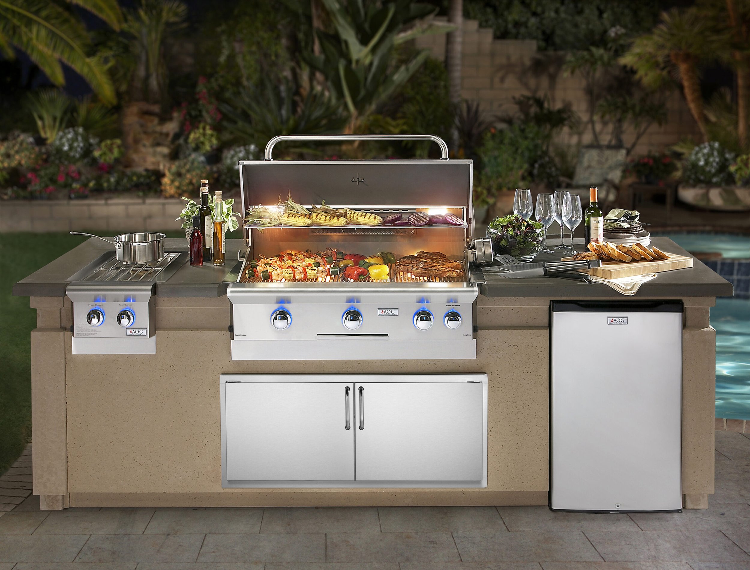 AOG_DC790-CBR-108SM_Island-System-with-L-Series-Lifestyle-2018-scaled.jpg