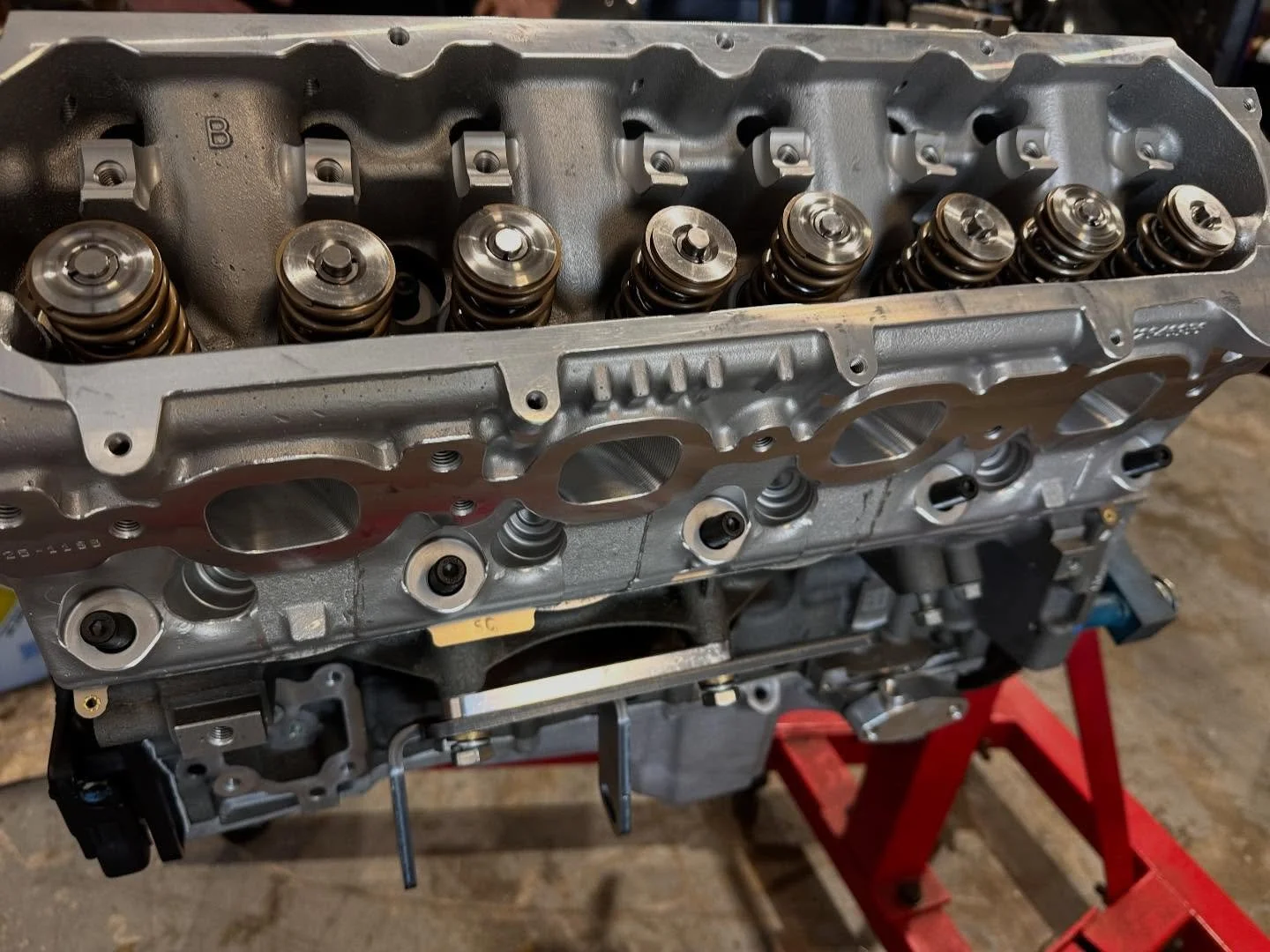@Frankensteinenginedynamics CNC ported LT4 cylinder heads ready to rock on this VVT deleted, cam motion cammed, Kong ported supercharger, 2020 LT4 that we will be installing in this 1996 C1500 Chevrolet truck. 

Excited.