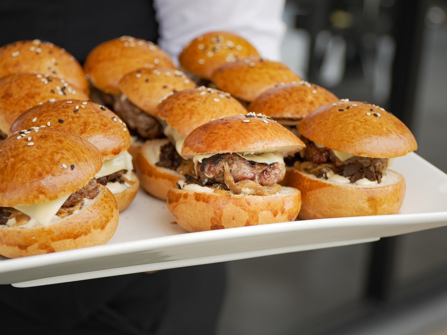 🐝✨ Un baby shower lleno de dulzura y momentos especiales ✨🐝

En Lumbis&iacute; compartimos una tarde pensada para disfrutar en familia, acompa&ntilde;ada de ricos bocaditos personalizados que hicieron el momento a&uacute;n m&aacute;s especial.✨

La