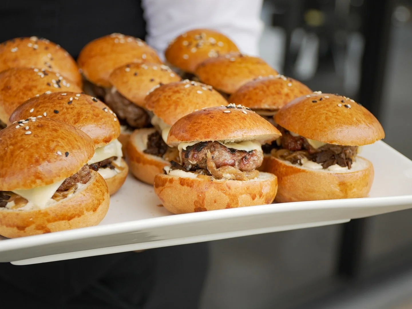 🐝✨ Un baby shower lleno de dulzura y momentos especiales ✨🐝

En Lumbis&iacute; compartimos una tarde pensada para disfrutar en familia, acompa&ntilde;ada de ricos bocaditos personalizados que hicieron el momento a&uacute;n m&aacute;s especial.✨

La