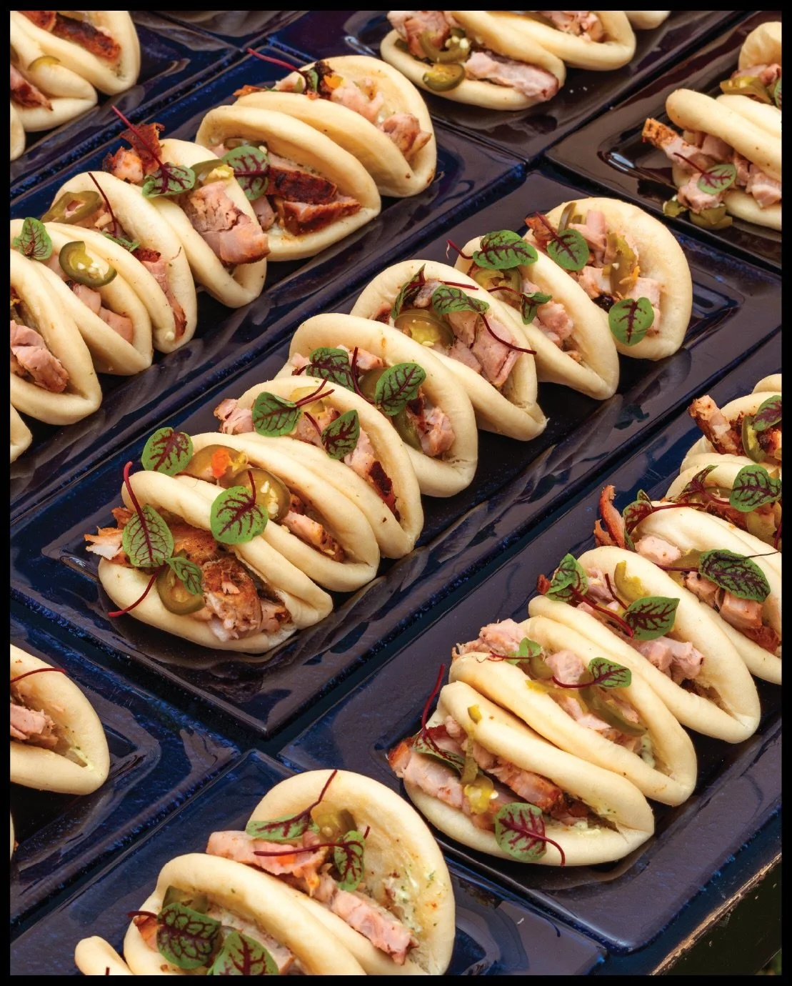 Un carrusel no le hace justicia a la boda de Dom&eacute;nica y Fabi&aacute;n ✨

Esta vez nos trasladamos a Ambato para ser parte de uno de los d&iacute;as m&aacute;s importantes de sus vidas. Tuvimos el honor de atender a m&aacute;s de 255 invitados 