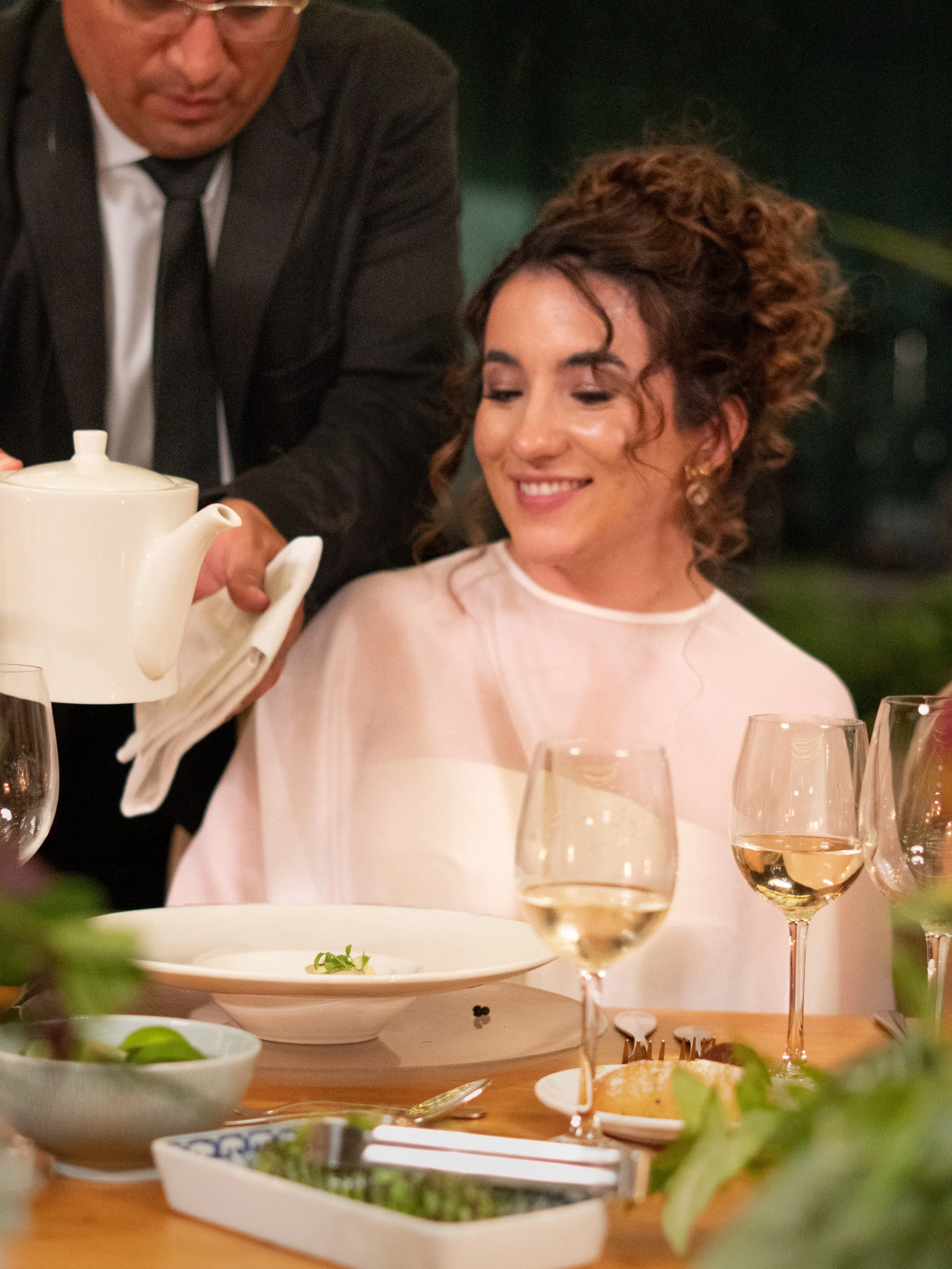 La boda de Luisa y Gabriel no se trat&oacute; solo de un men&uacute;.
Se trat&oacute; de compartir. ✨

Junto a ellos dise&ntilde;amos una propuesta pensada para reunirse alrededor de la mesa, servirse, probar un poco de todo y disfrutar sin prisa.

C