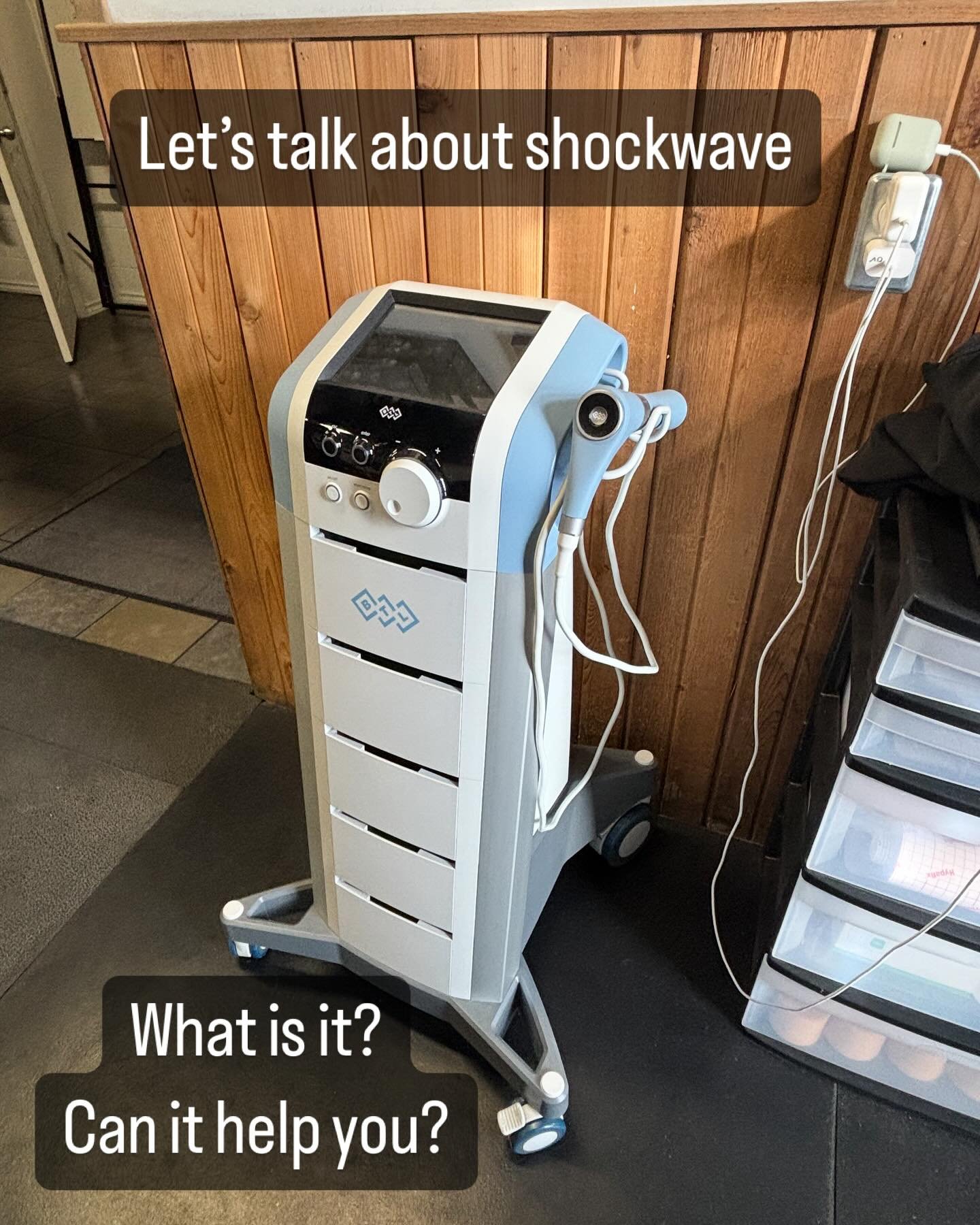 Shockwave is a modality commonly used in clinic for insertional tendinopathy type injuries such as:

✅ rotator cuff/shoulder pain
✅ epicondylitis/golfer&rsquo;s or tennis elbow
✅ plantar fasciitis 
✅ quad or patellar tendinitis/knee pain
✅ glute or h