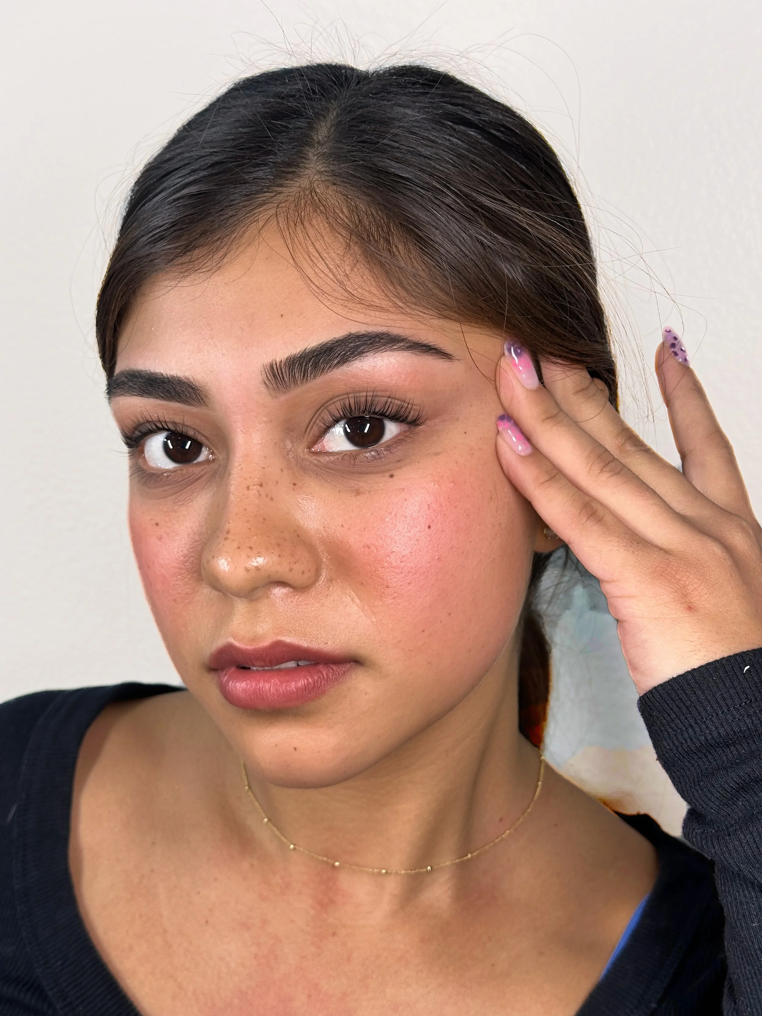 Facetune_06-01-2026-19-04-17.jpeg