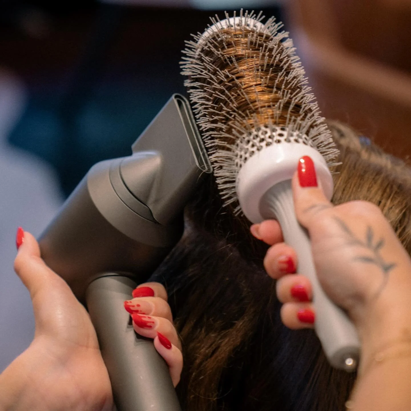 It&rsquo;s the little things that make the magic. We obsess over every detail so you can simply show up and feel the love. 
.
📸 @lilymccarthyphotography