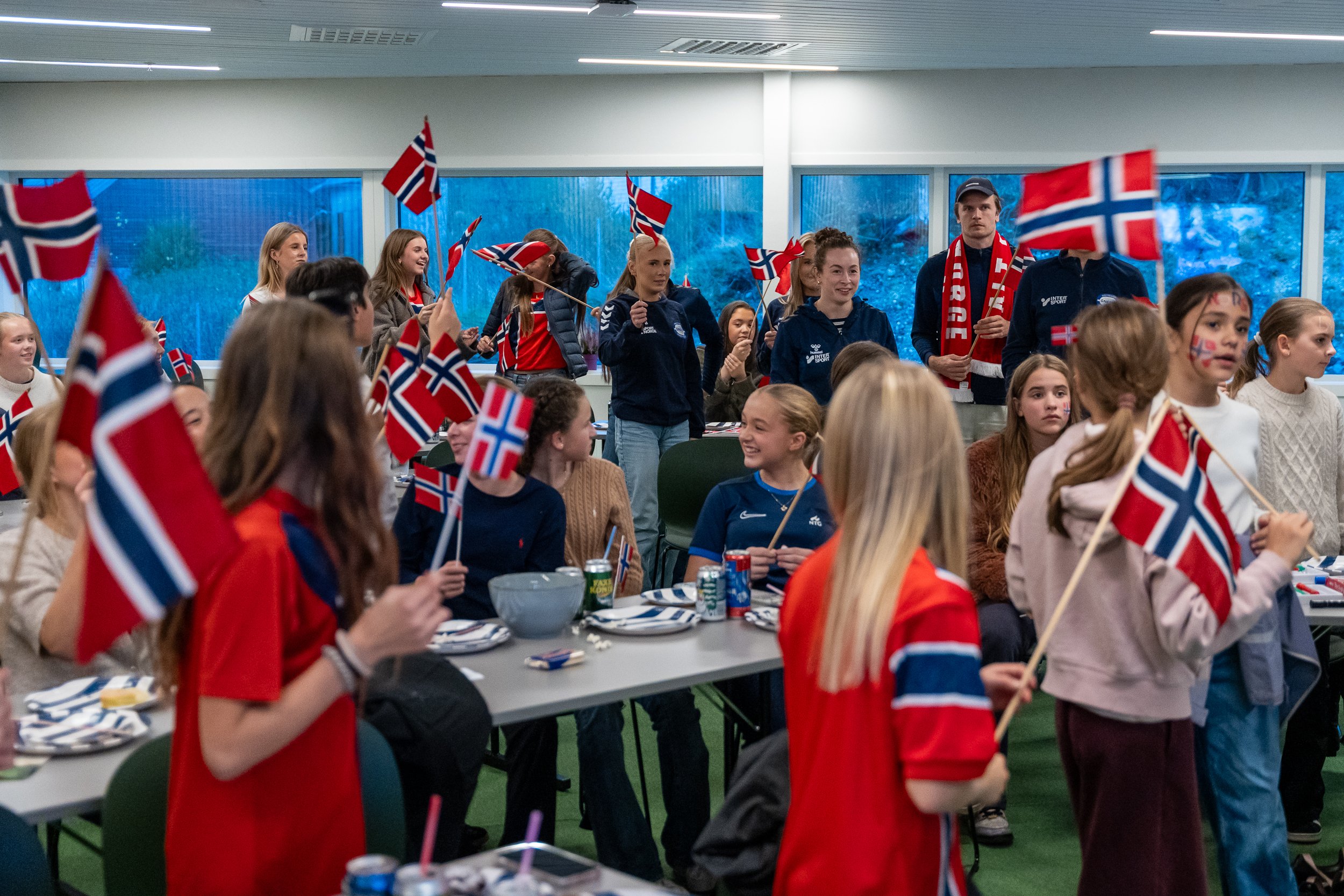 Gneist-07435.jpg