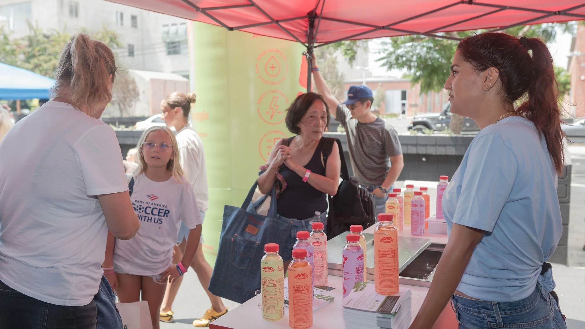 LA24BlockParty-68.jpg