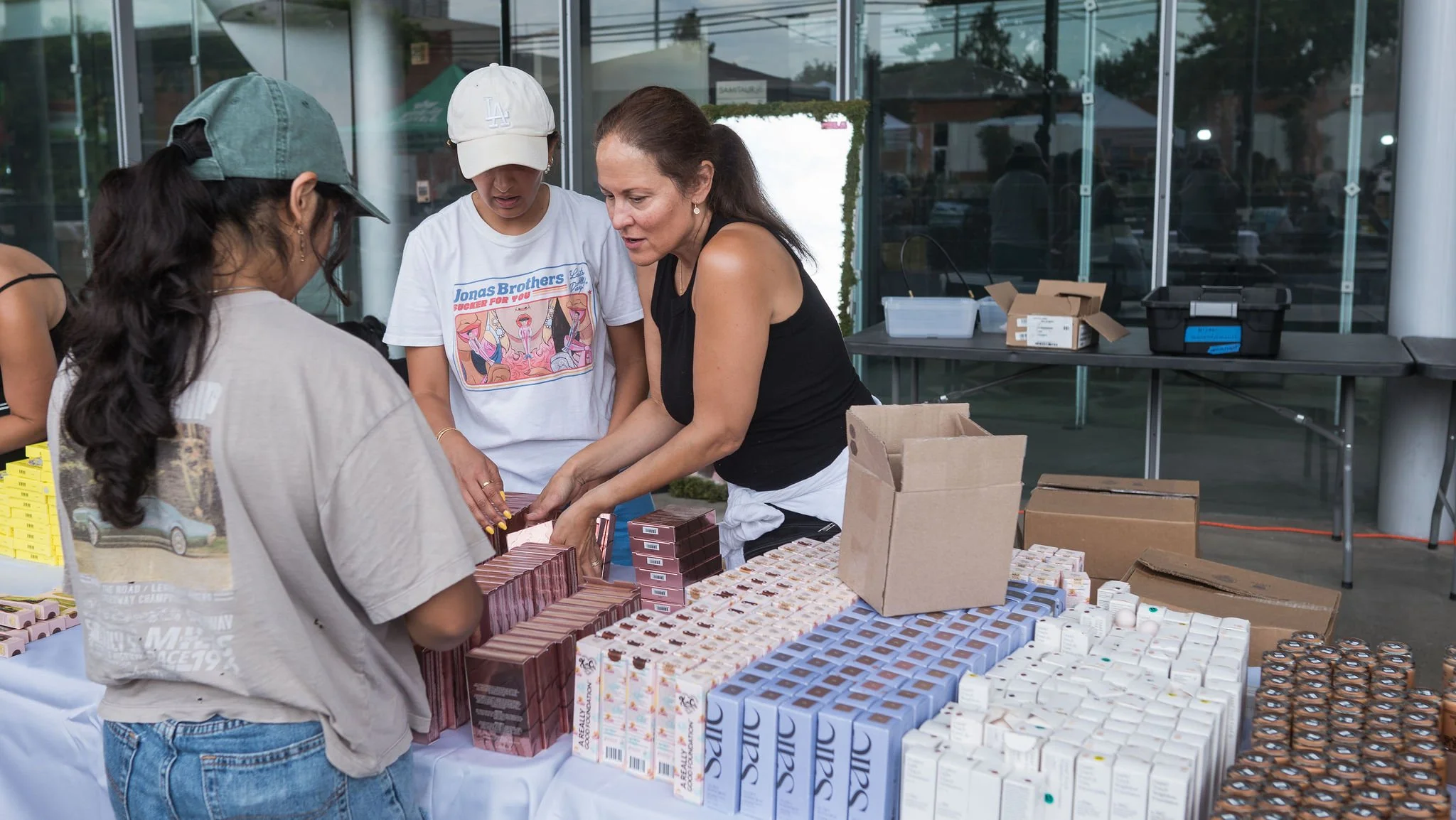 LA24BlockParty-4.jpg