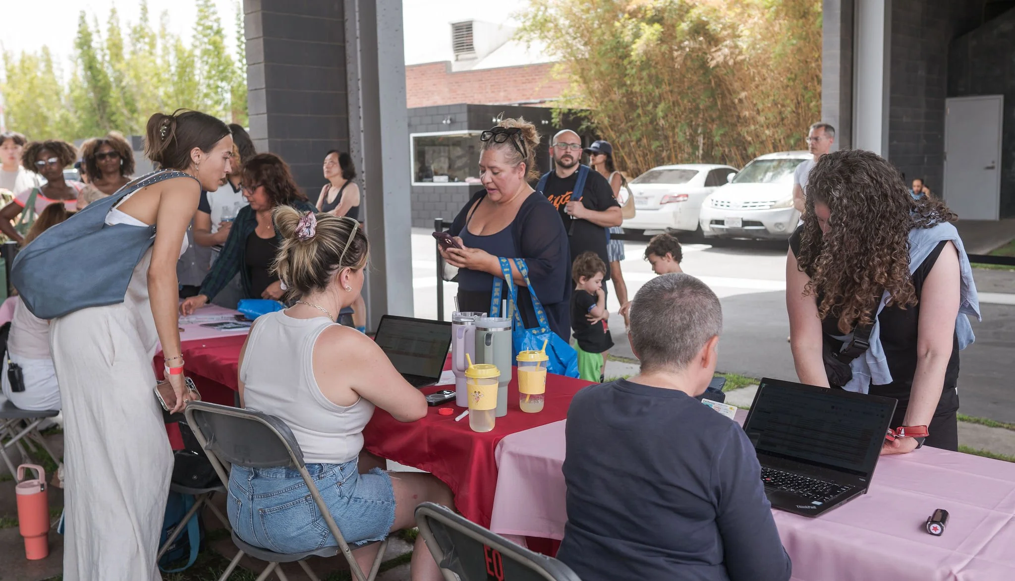 LA24BlockParty-37.jpg