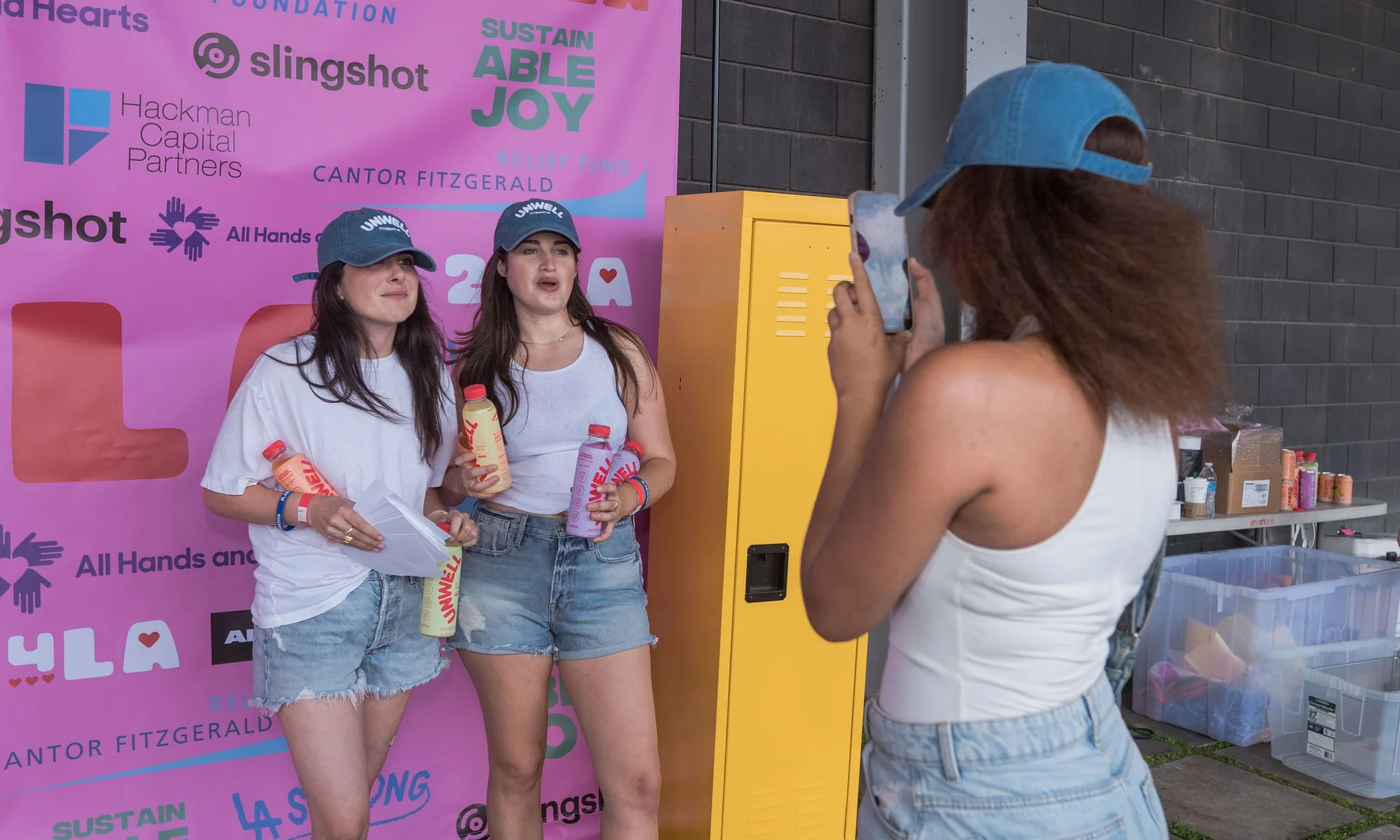LA24BlockParty-63.jpg