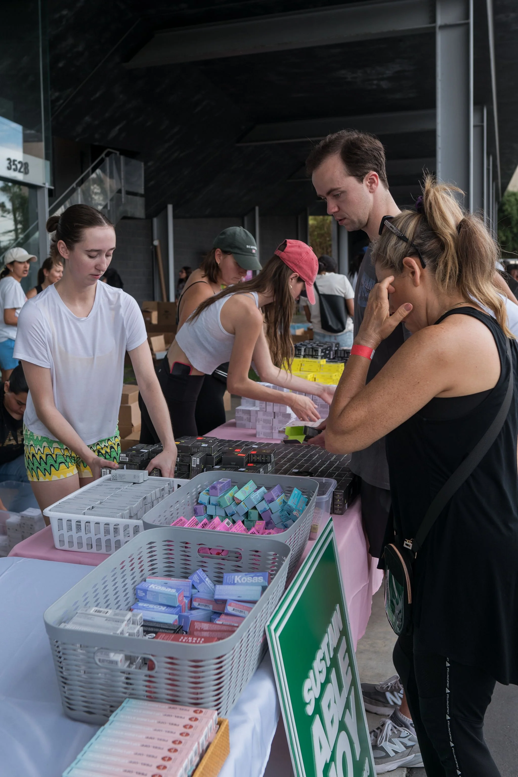 LA24BlockParty-10.jpg