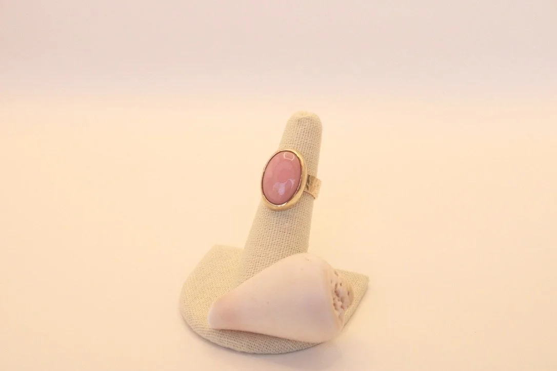 Size 5.75 Large Pink Conch Ring