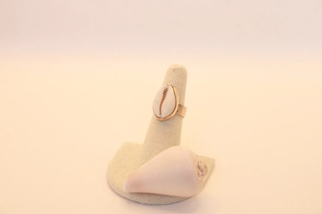 Size 5.5 14k GF Cowrie Ring