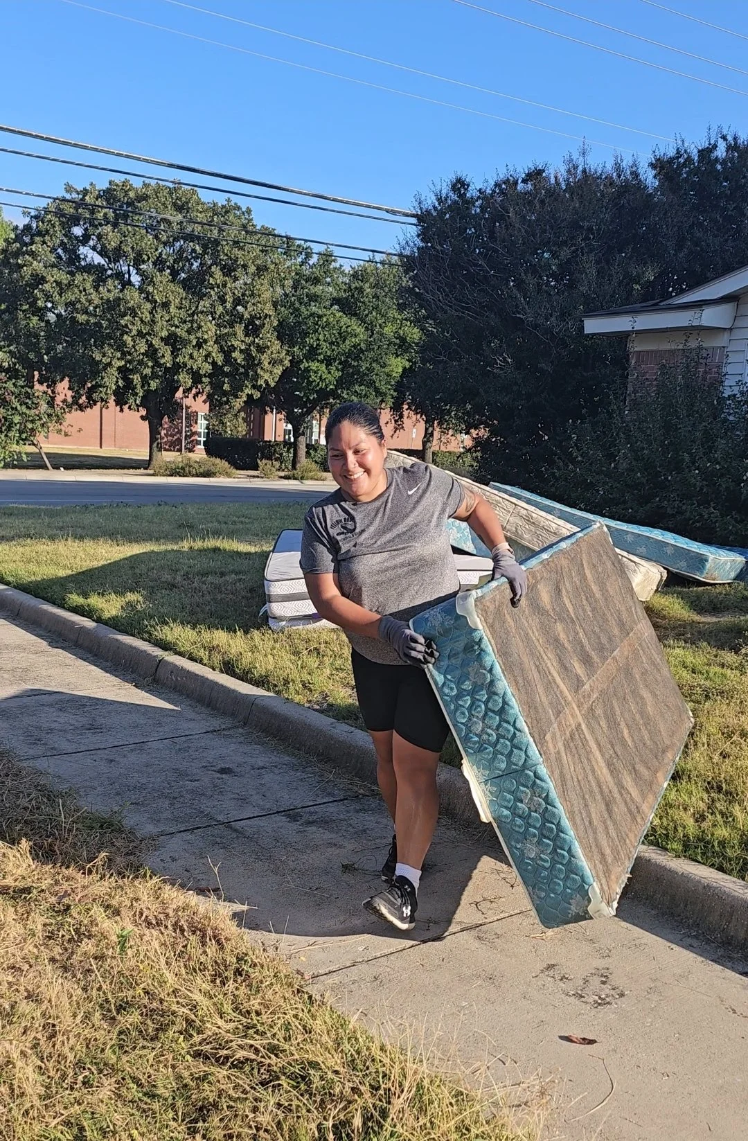 efficiently removing a mattress in Dallas