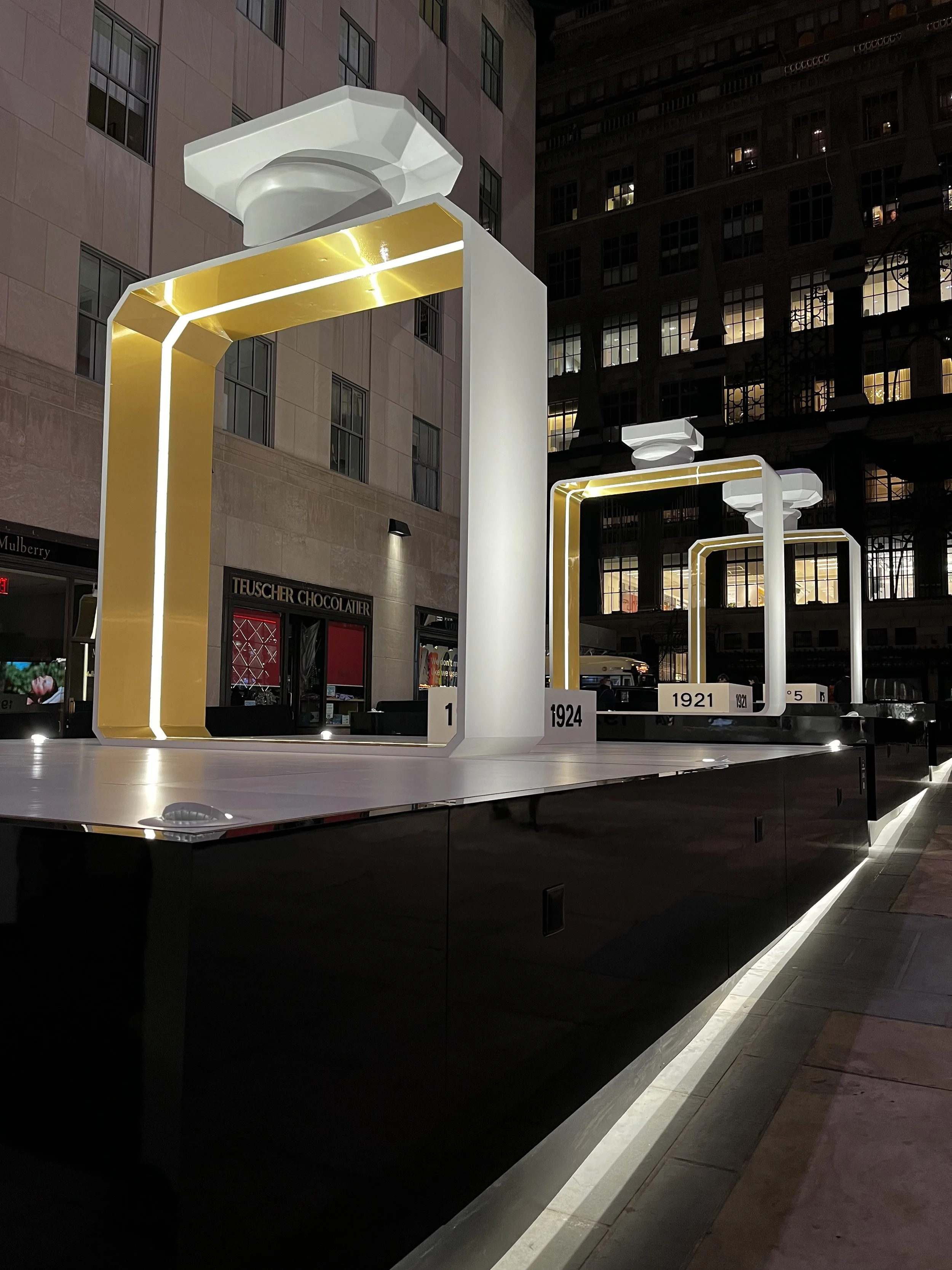 Chanel NYC 2021 1.jpg