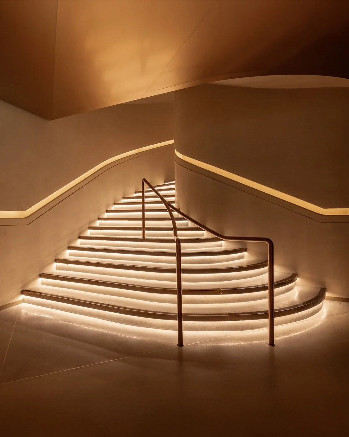 MR PORTER London 5.jpg