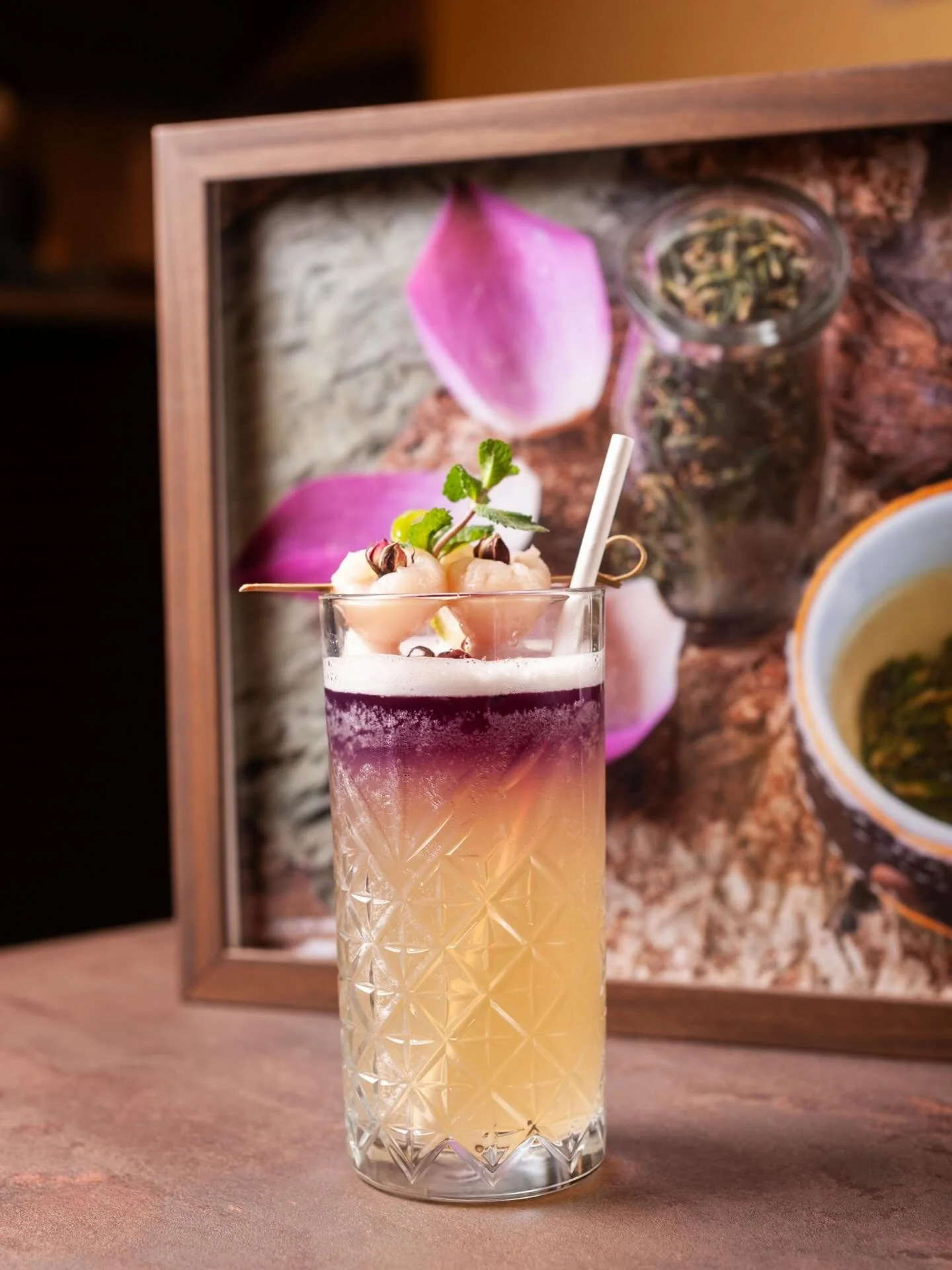 Tr&agrave; vải hoa hồng &ndash; t&egrave; al litchi con rosa. 🌹✨
Fresco, delicato e profumato.
Passa a provarlo da Pho Viet. 

📍Pho Viet - Via Marco Roncioni, 150, Prato
📞3881062181

#PhoViet #AsianFood #PratoFood #VietnamFood #CucinaVietnamita