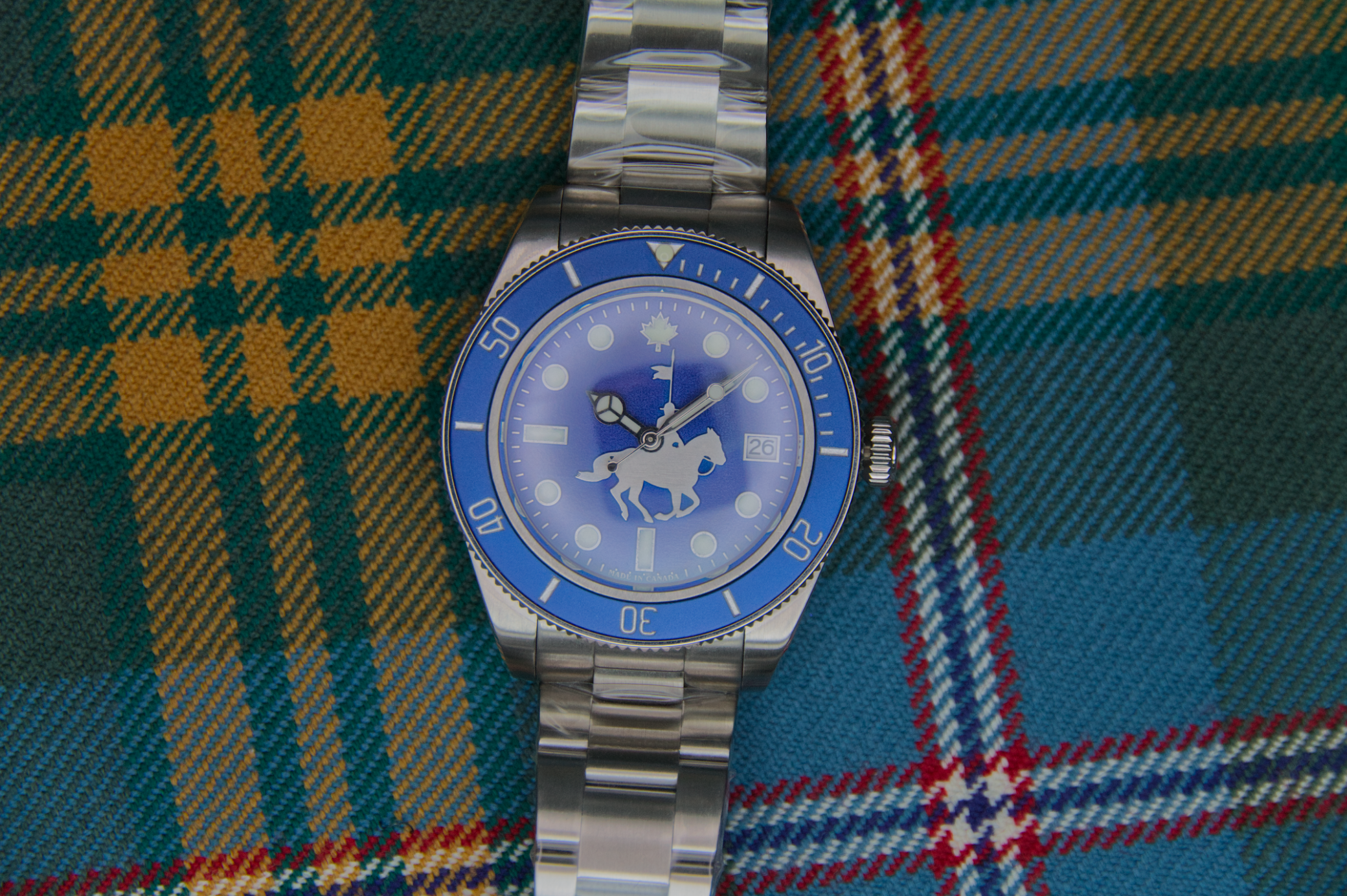 BlackBay-Silver-02.png