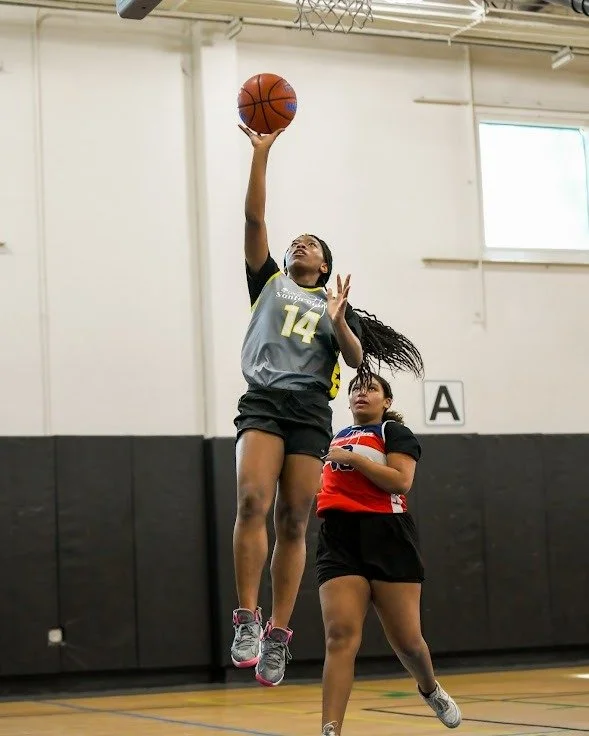 Big win for Fever last Saturday! 💪🏀
The team showed up with focus, hustle, and heart. Let&rsquo;s keep it rolling, Fever!

#SCVYouthSports #FeverHoops #GameDayRecap @cityofsantaclarita