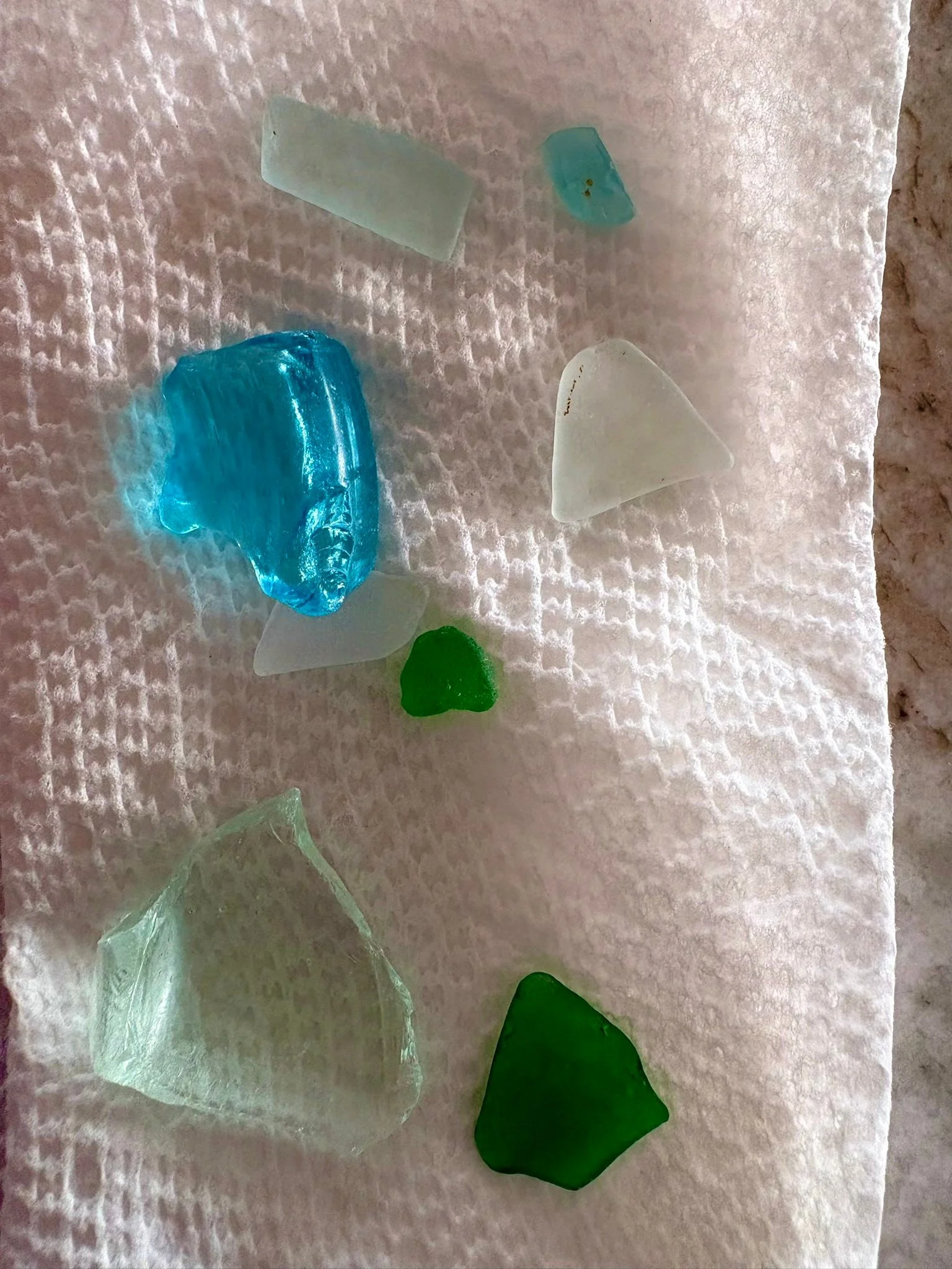 7th infusion of Enhertu chemotherapy in the books.

I felt well enough afterwards for a short beach walk and picked up a few beautiful treasures. 

Wrapping up the day watching a beautiful sunset.