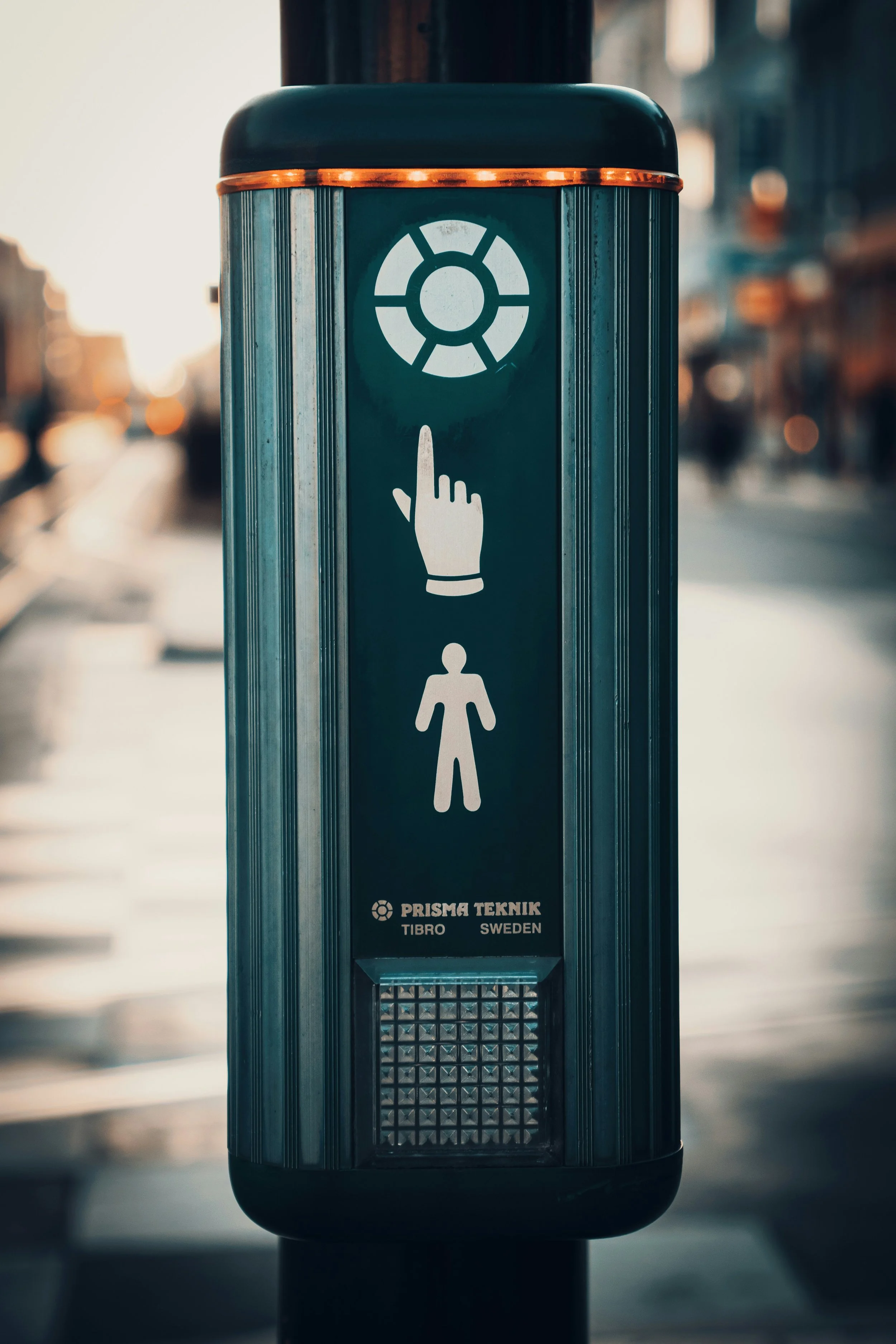 Answer Engine Optimization: Why Building for “AEO” sets you up for better success than “GEO.”