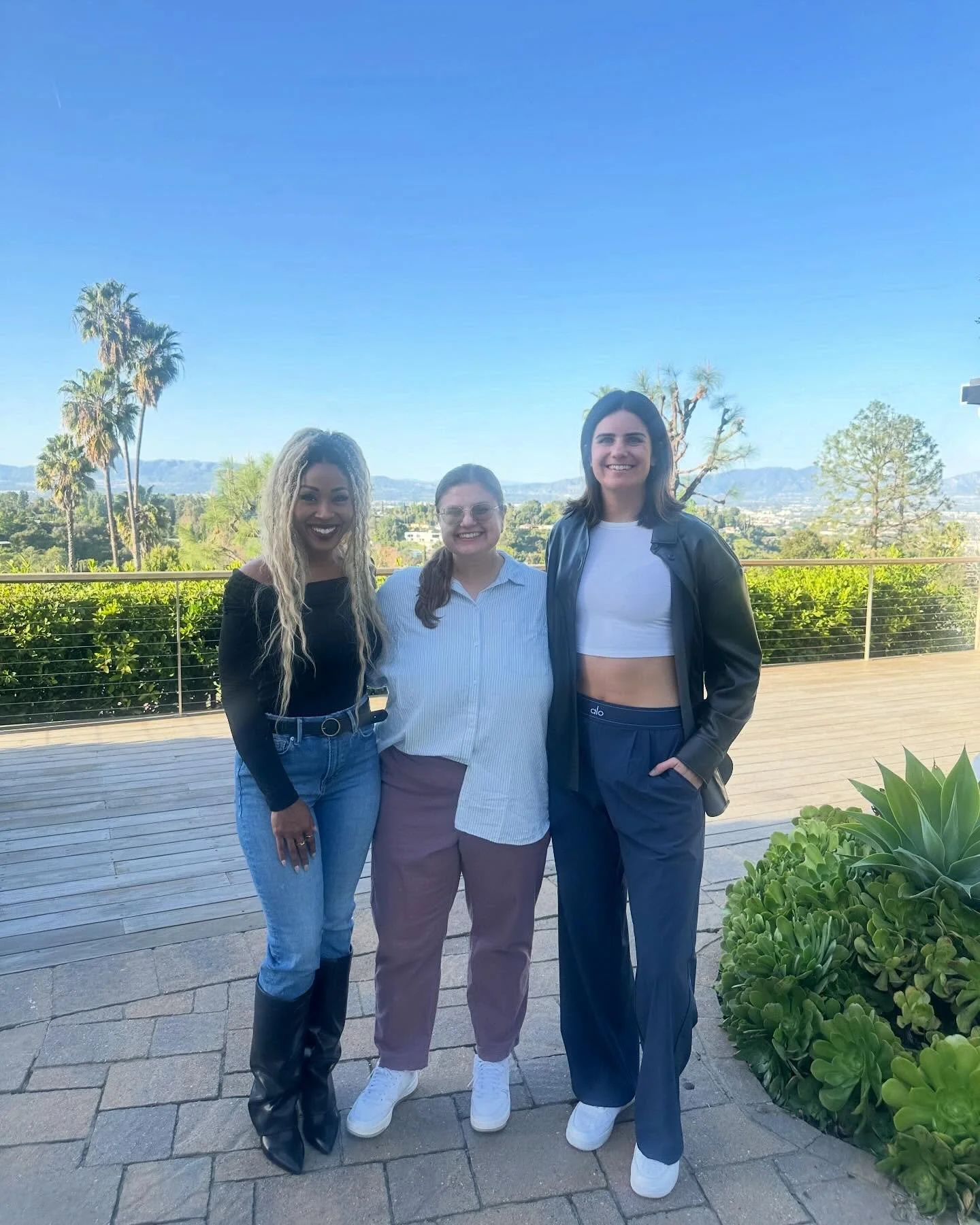 The girls running your ads left the house 😎