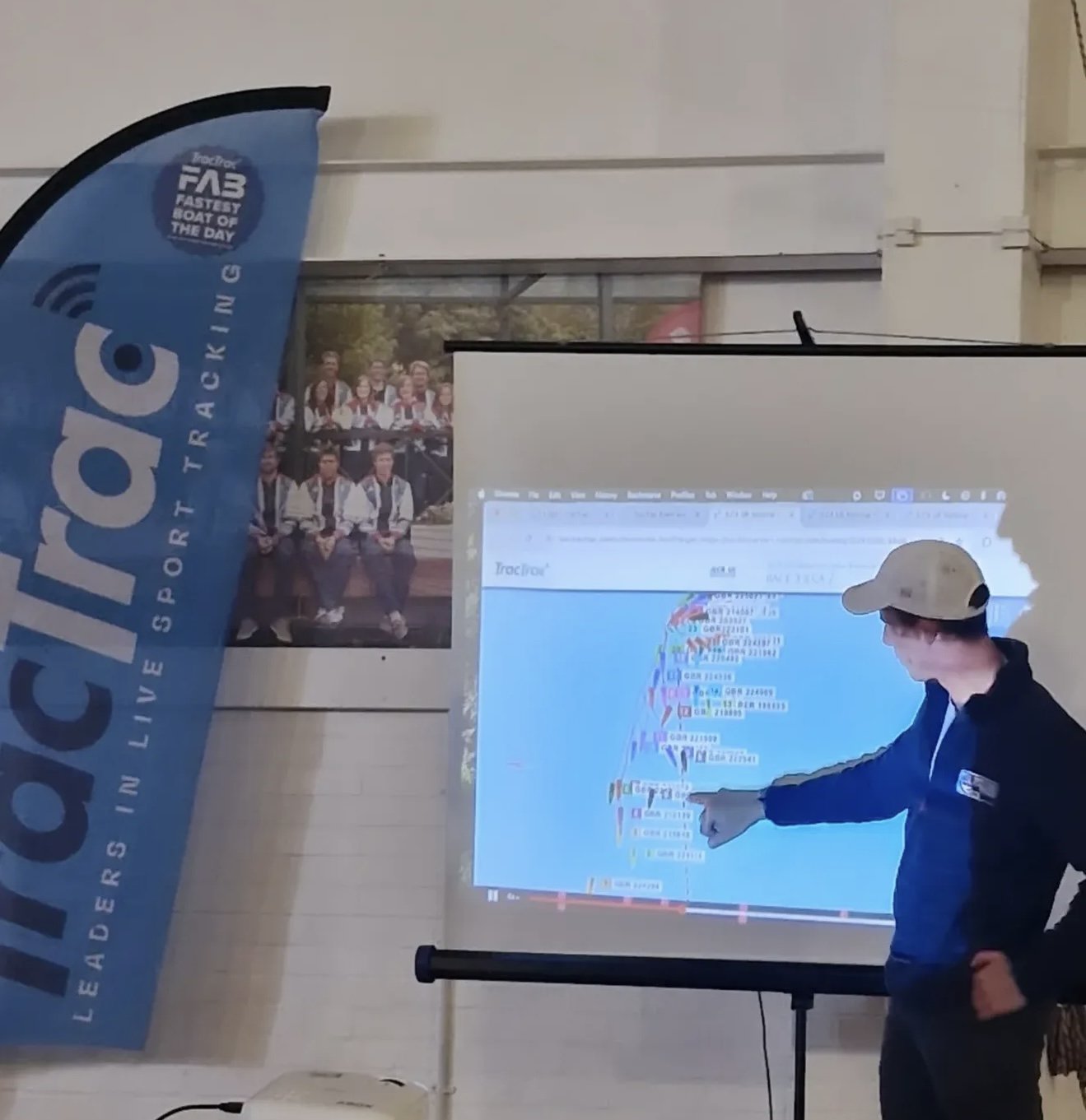 Worlds No 1 Micky Beckett hosting a Tractracuk race replay session