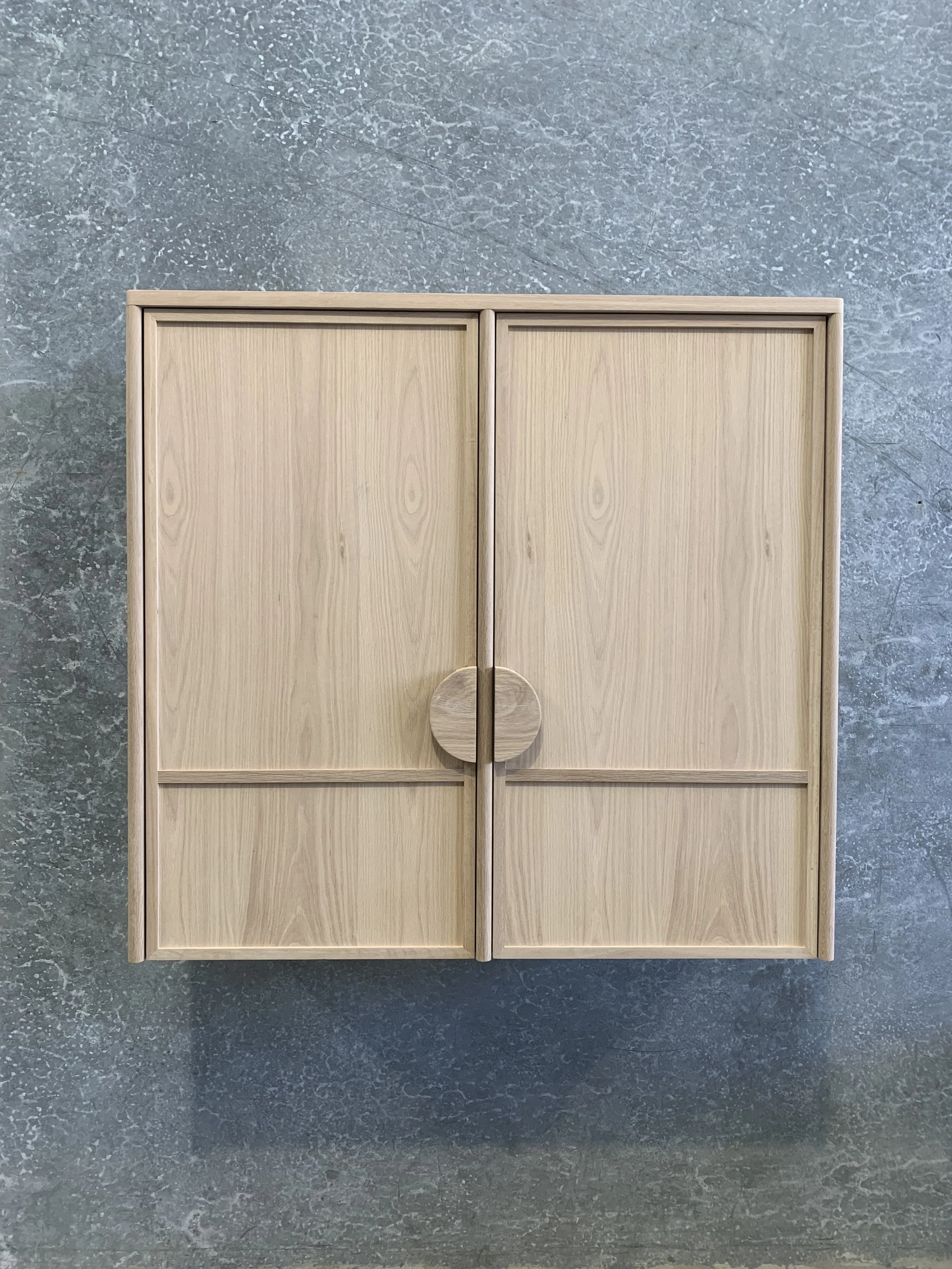 Oak wall cabinet