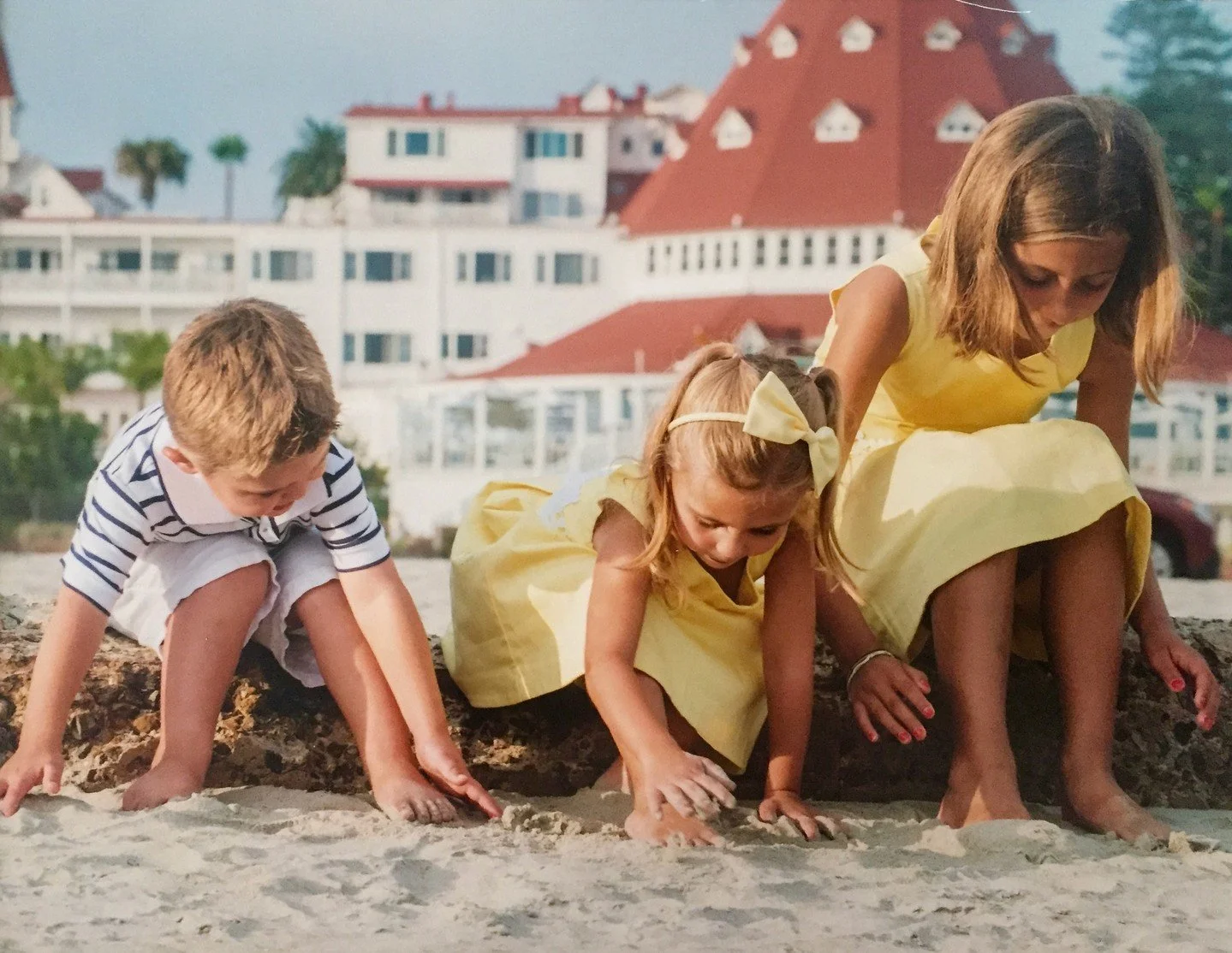 Saw it online? Experience it in person. Let us plan your epic adventure for free.

Just across the bay from downtown San Diego, Coronado Island feels like another world entirely&mdash;where palm-lined streets, golden beaches, and laid-back coastal ch