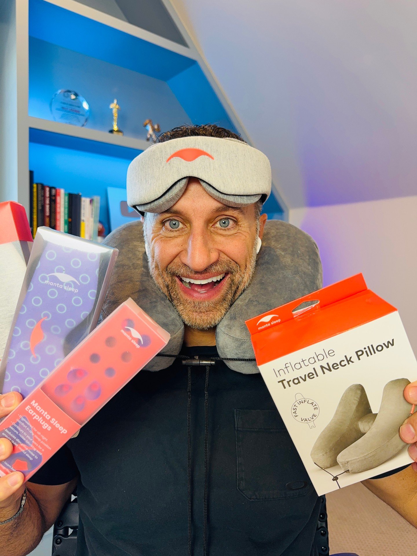 More of our favorite travel gear to give away to one of our favorite travel fans! Today's delivery was a box full of the same @MantaSleep goodies that our family has been hauling around the globe for the past 5 years: our fave travel neck pillow, our