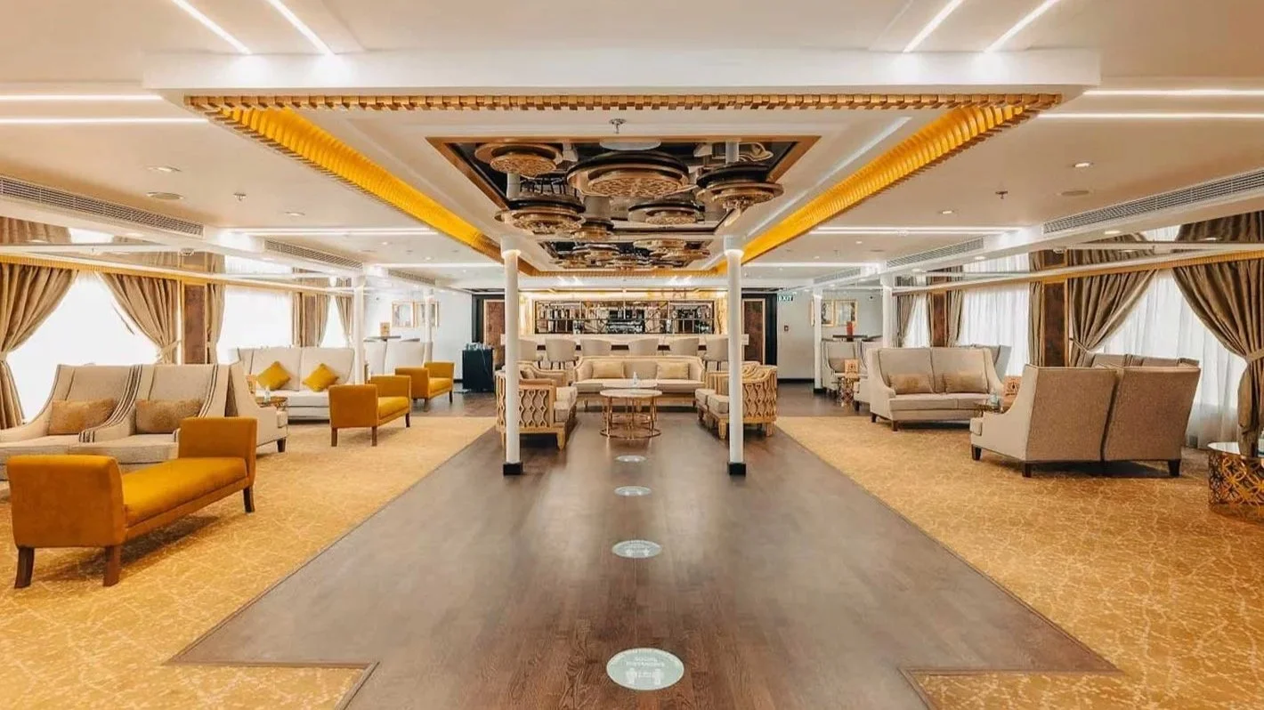 hs-nebu-nile-lounge-room-2.jpg