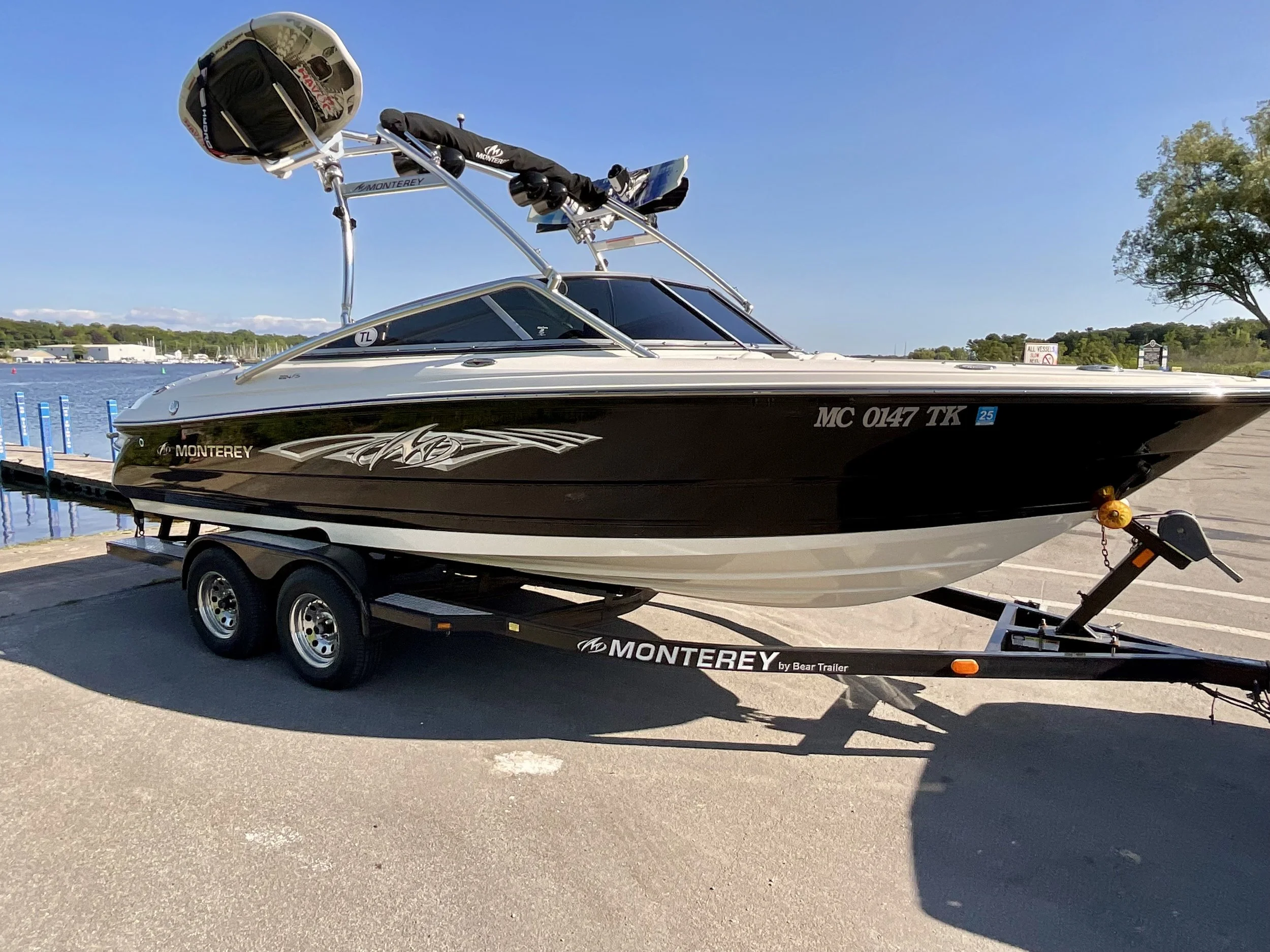 Boat 19.jpeg