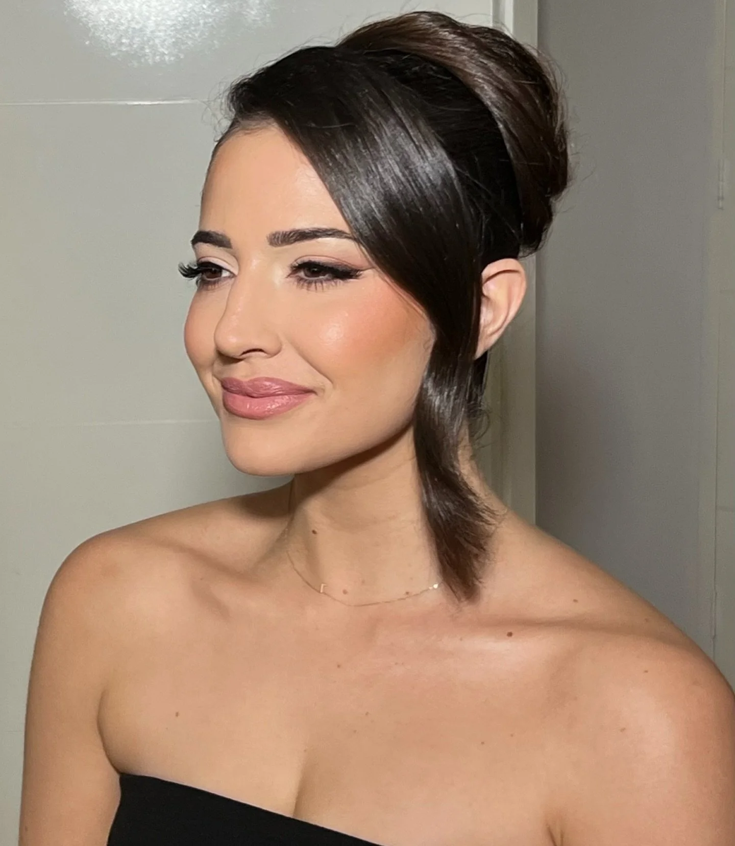 BRIDAL TRIALS 💍
If you&rsquo;re an upcoming bride read this! 
- Come to your makeup trial with your hair done if you can with what you&rsquo;re anticipating for your special day or just done nicely 👰🏻&zwj;♀️
- If you&rsquo;re having a tan also com