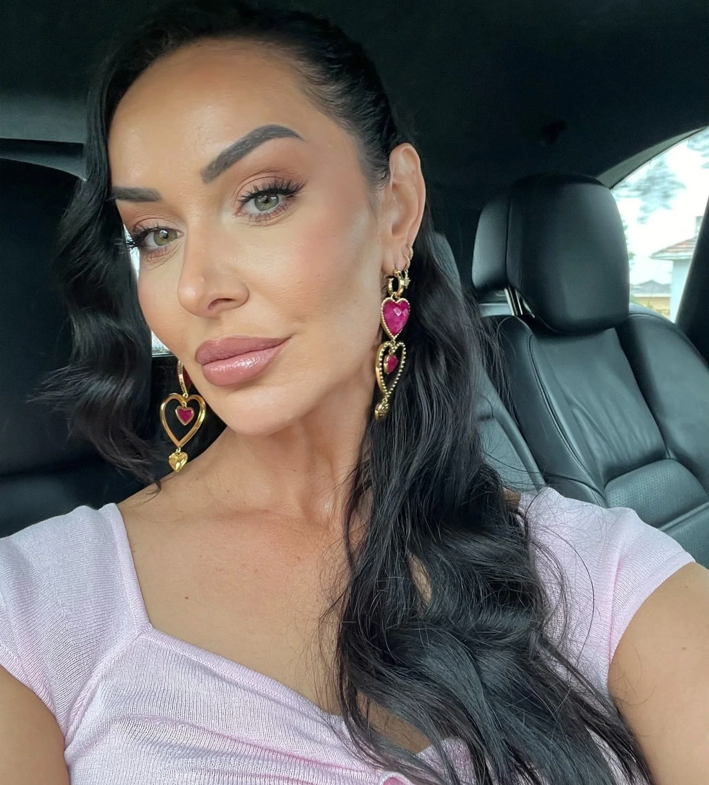 I call this skin &ldquo;Demi Matte&rdquo; so next time you see your artist and want this long wearing powers of a matte with a hint of glow this is it! 

Sometimes makeup needs time to settle as well, so you walk away a little more matte just remembe