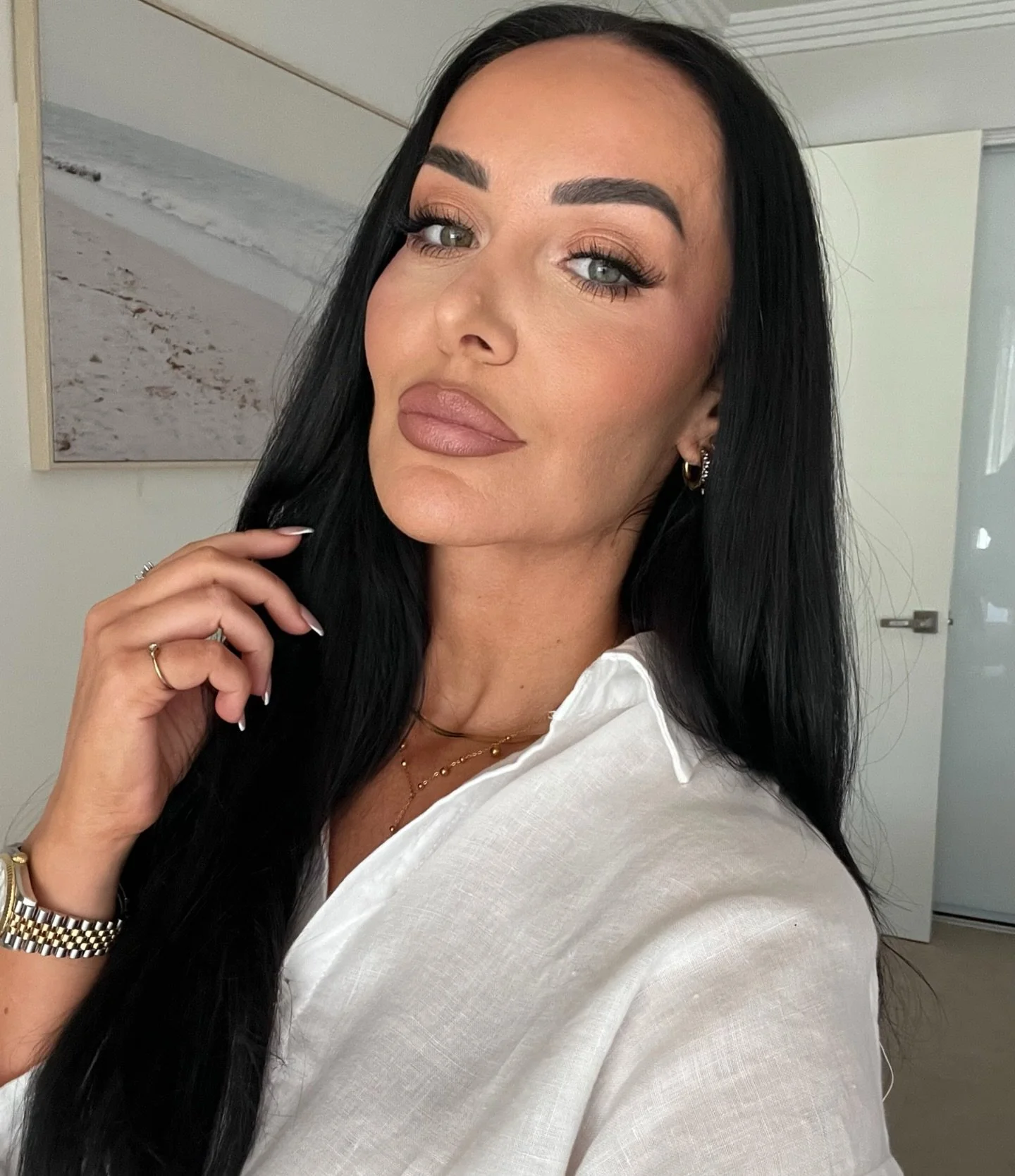 Just had our yearly Santa photoshoot with the kids! Loved the simple clean makeup look! 

SWIPE FOR PRODUCTS 👀🤍

#perthmua #perthmakeupartist