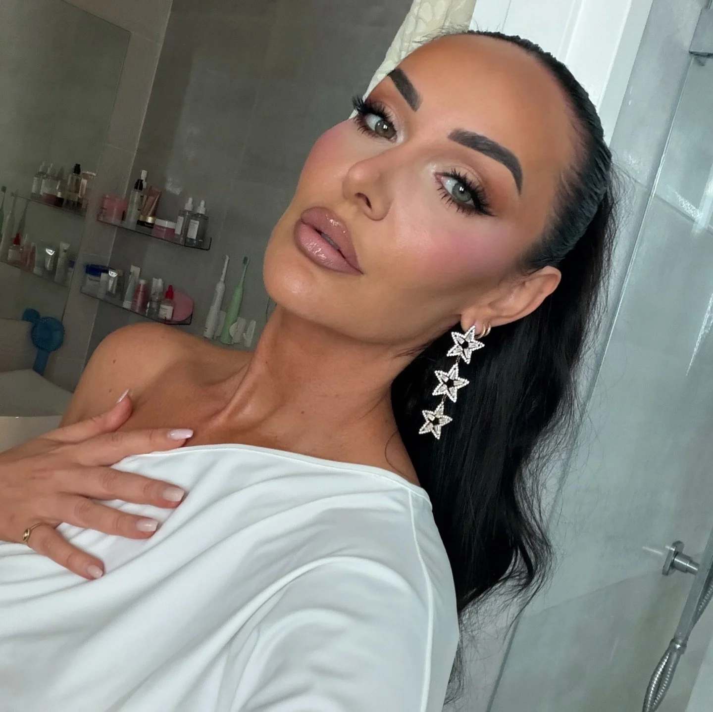 The glam for 2026! Thank you all for have supported me this year, it was a transformative time for me and business was nothing short of amazing! 

#perthmua