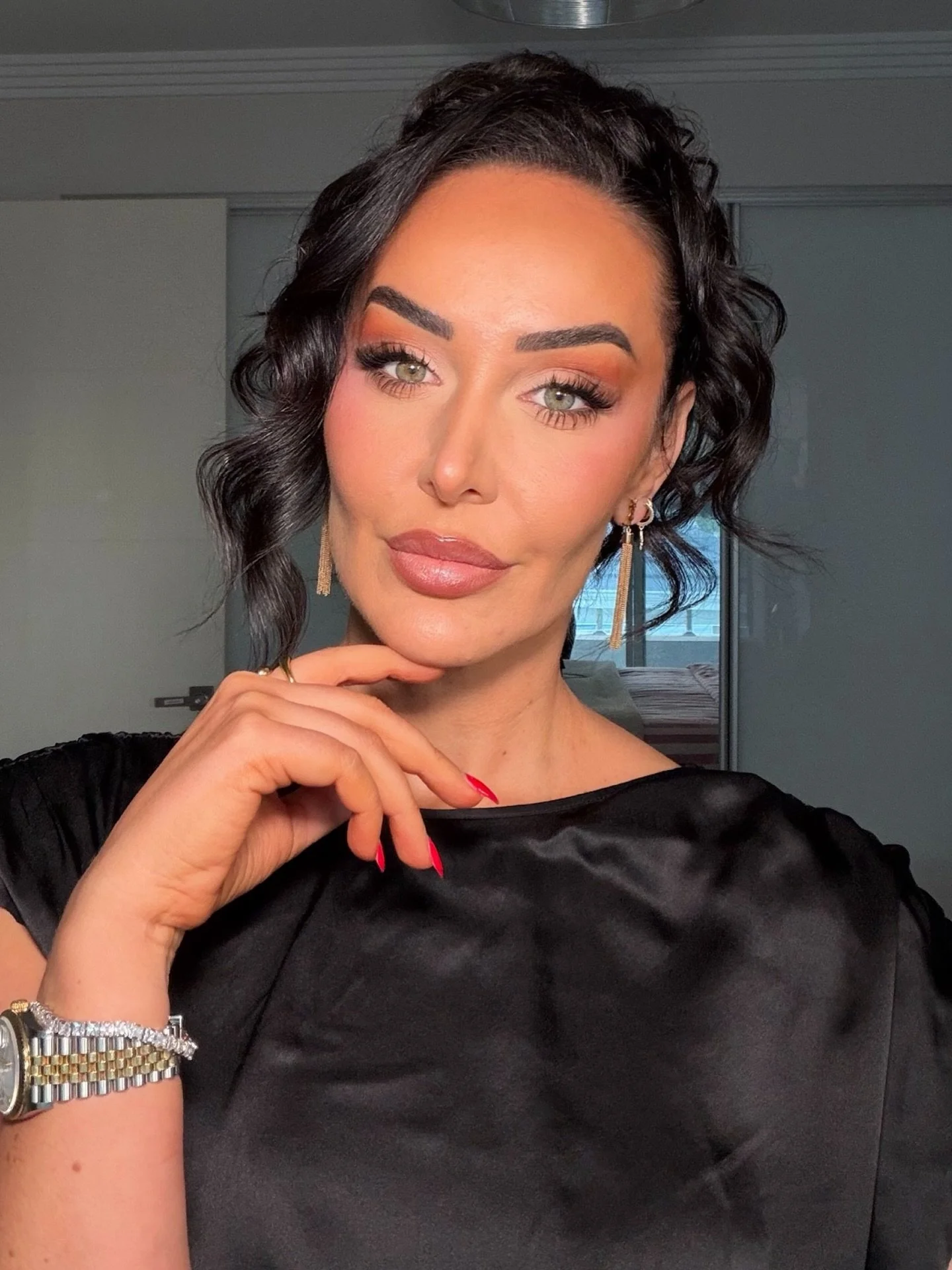 38 laps around the sun ✨ 

Thanks to my girl @jayneyonghair for absolutely killing my hair! 

#makeupartist