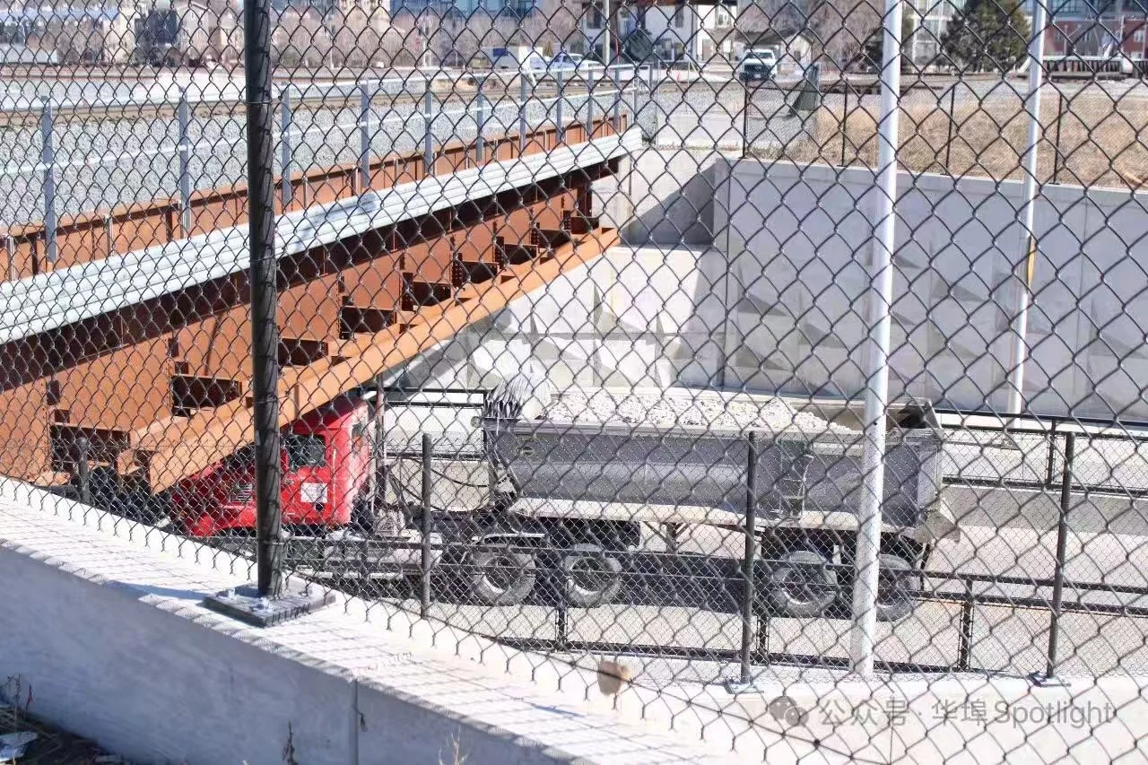 一座大型體育場進駐唐人街門口，居民希望不被逼遷