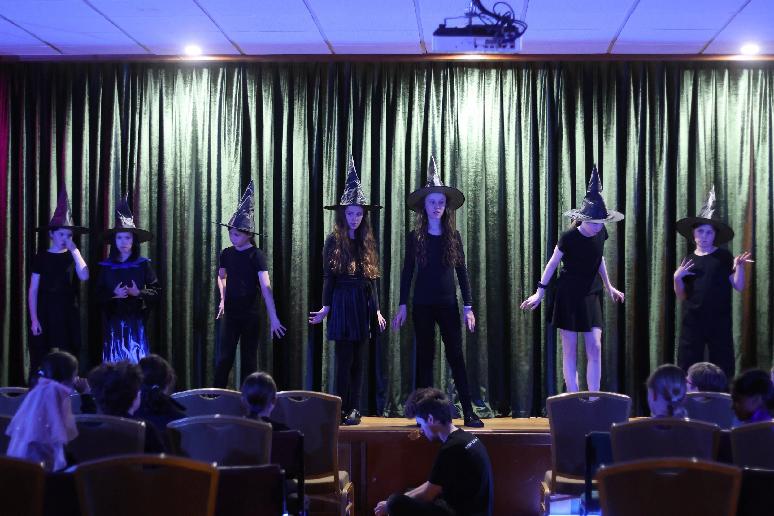 Brisbane Community Theatre Nights: A Space for Local Performers to Shine